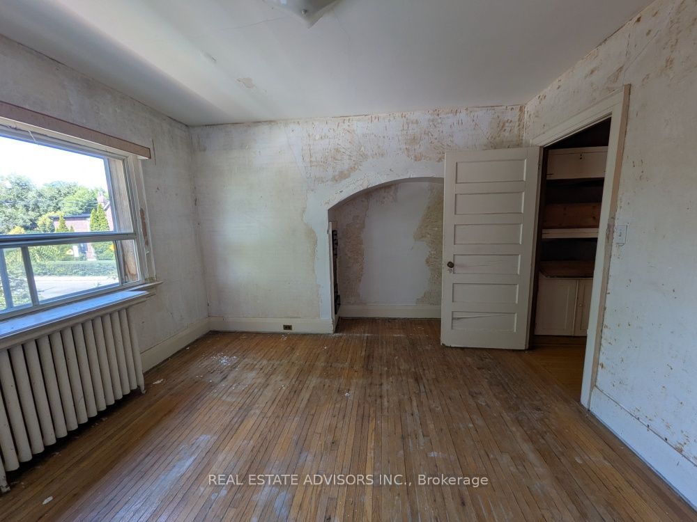 61 Greensides Avenue Property Photo 11