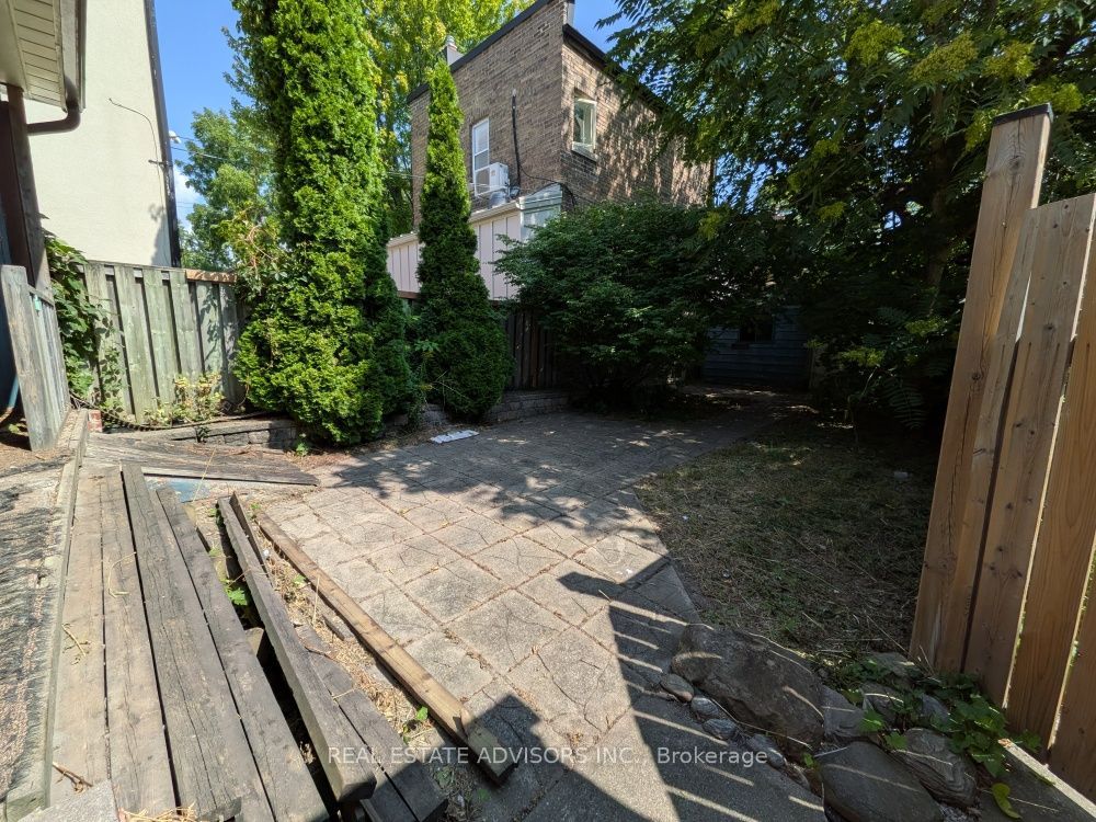 61 Greensides Avenue Property Photo 19