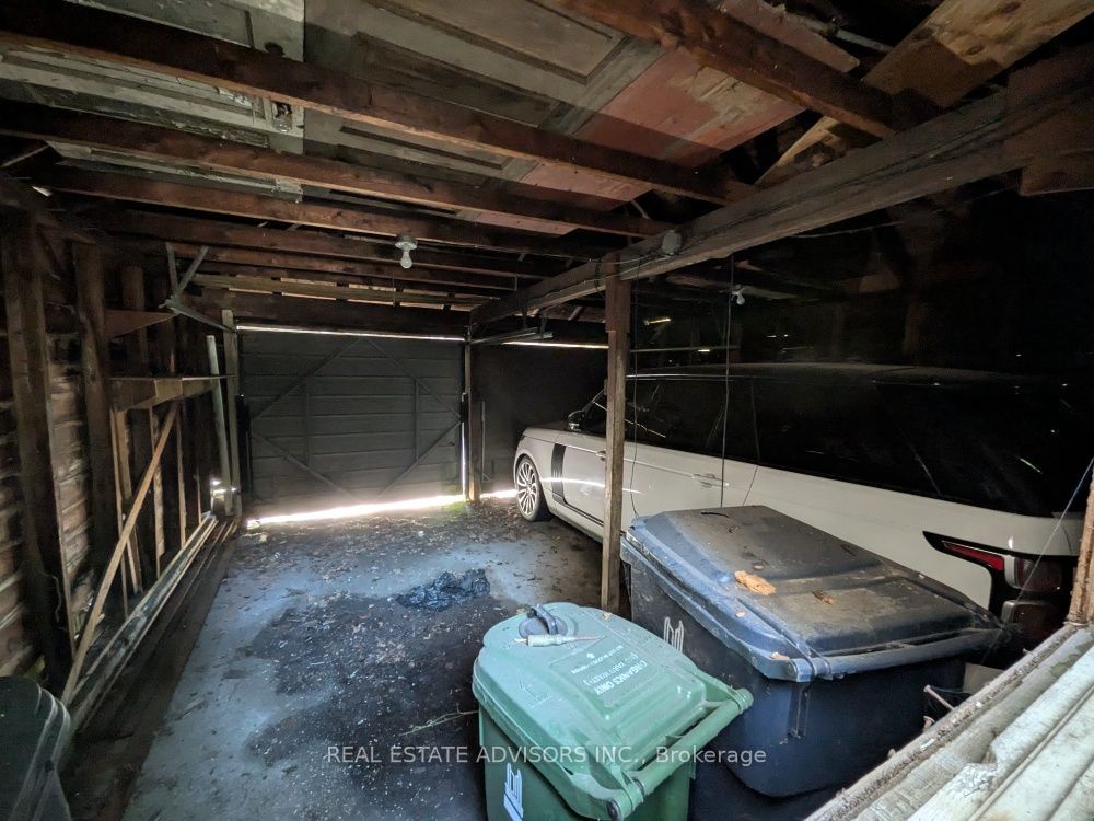 61 Greensides Avenue Property Photo 22