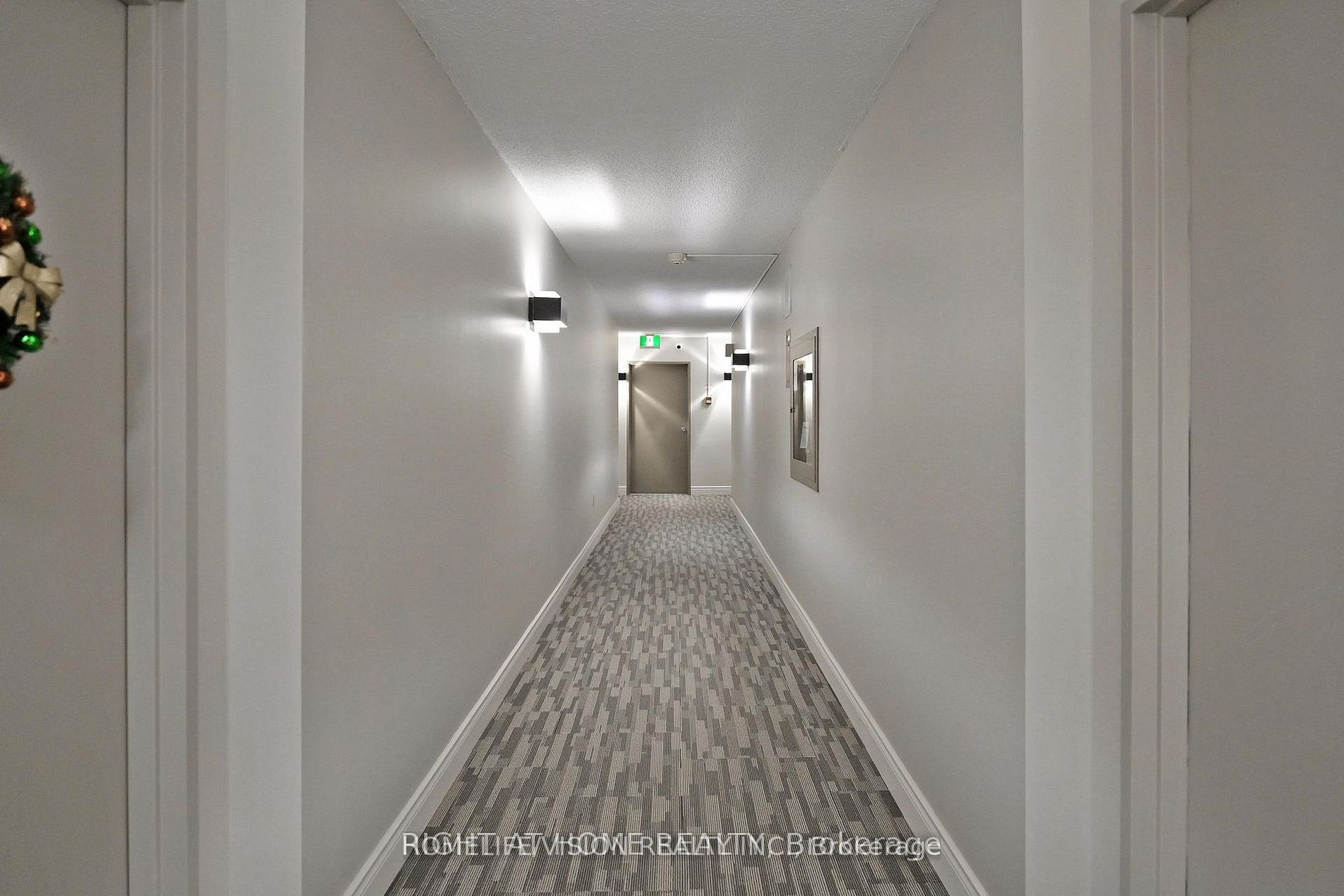 1338 York Mills Boulevard 1808 Property Photo 2