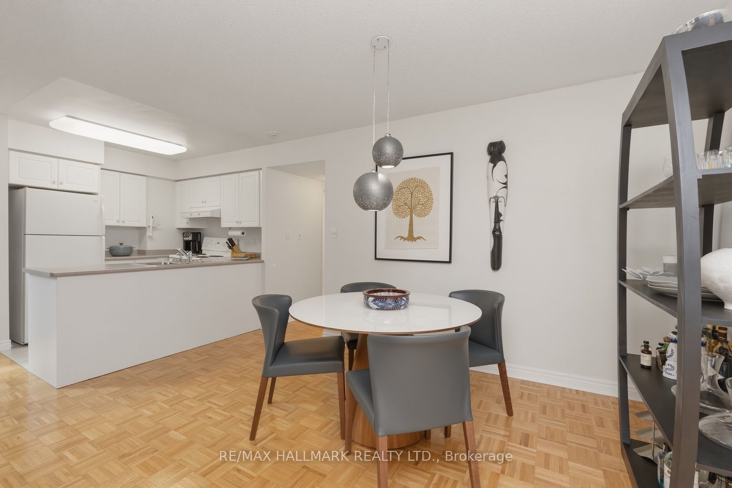 43 Eglinton Avenue E 310 Property Photo 3