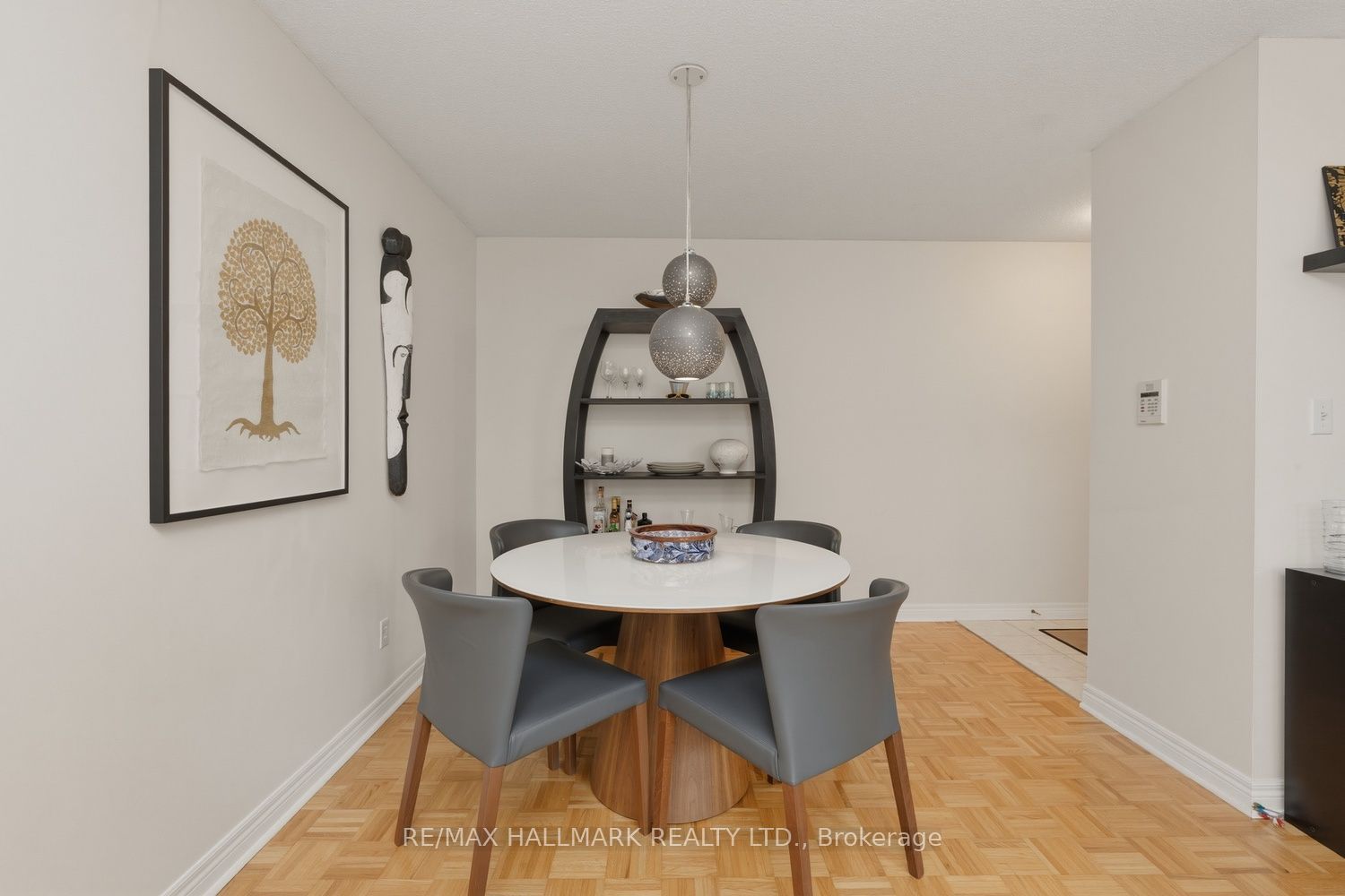 43 Eglinton Avenue E 310 Property Photo 12