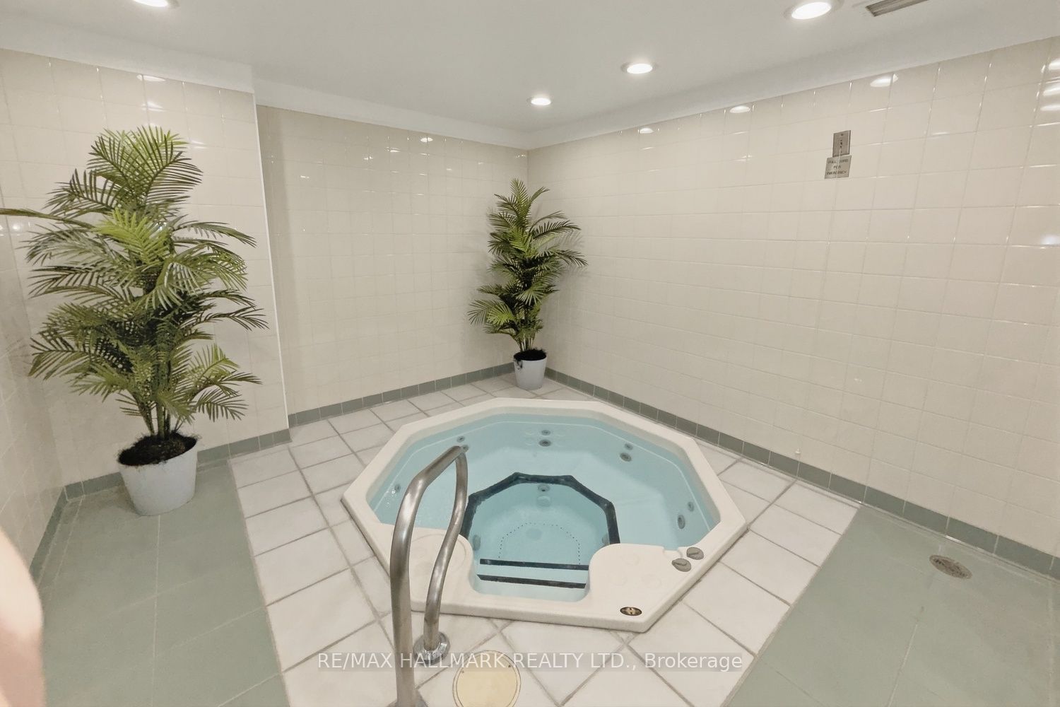 43 Eglinton Avenue E 310 Property Photo 34