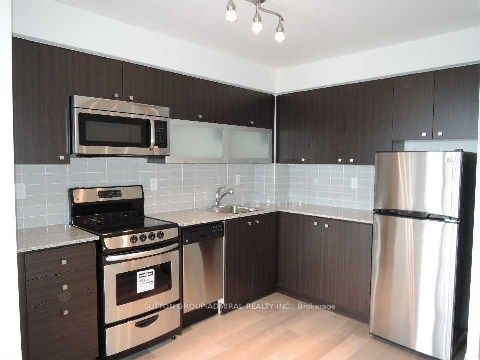275 Yorkland Road 2407 Property Photo 3