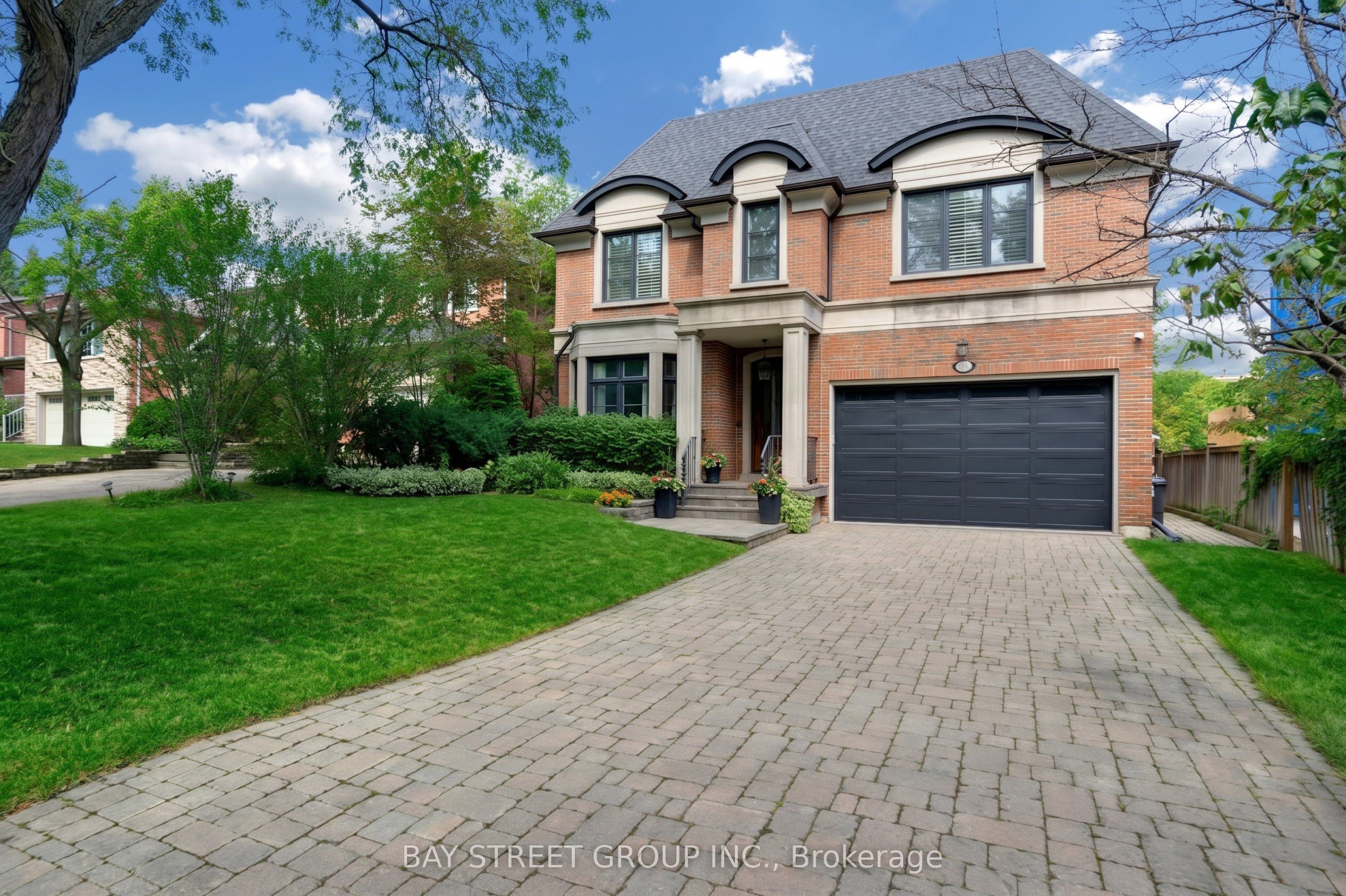 28 Carnwath Crescent Property Photo 1