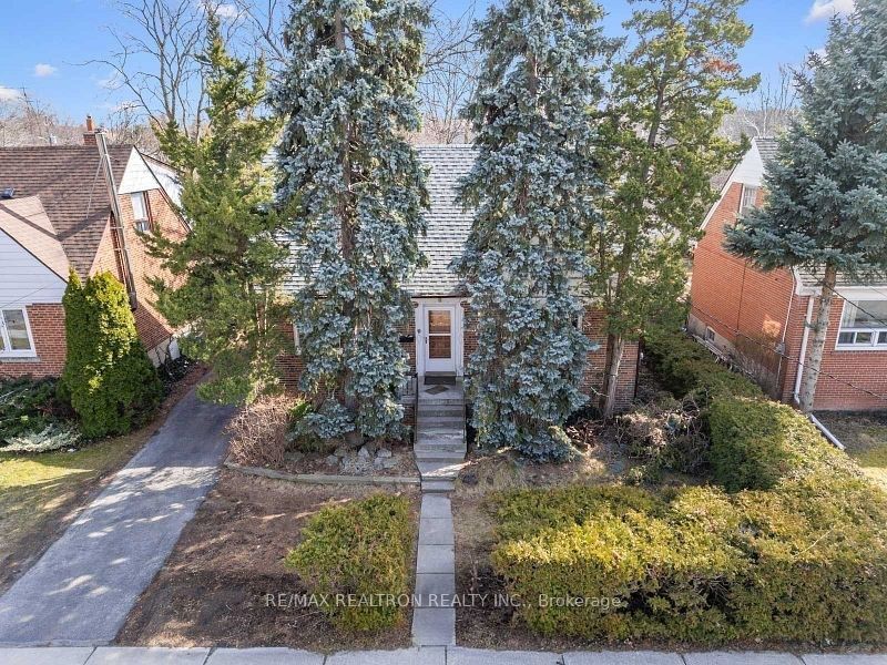 303 Bogert Avenue Property Photo 3