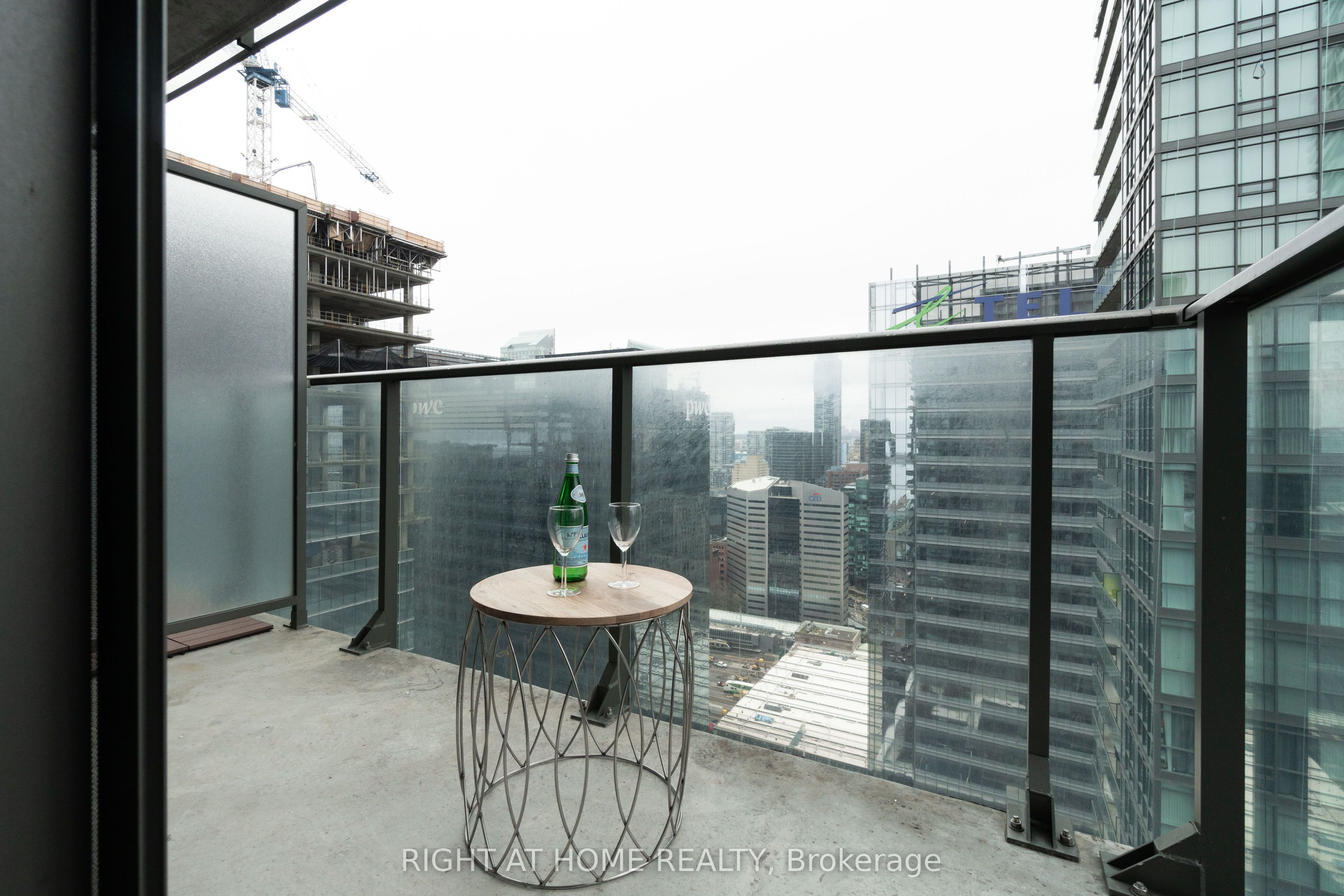 55 Bremner Boulevard 3404 Property Photo 24