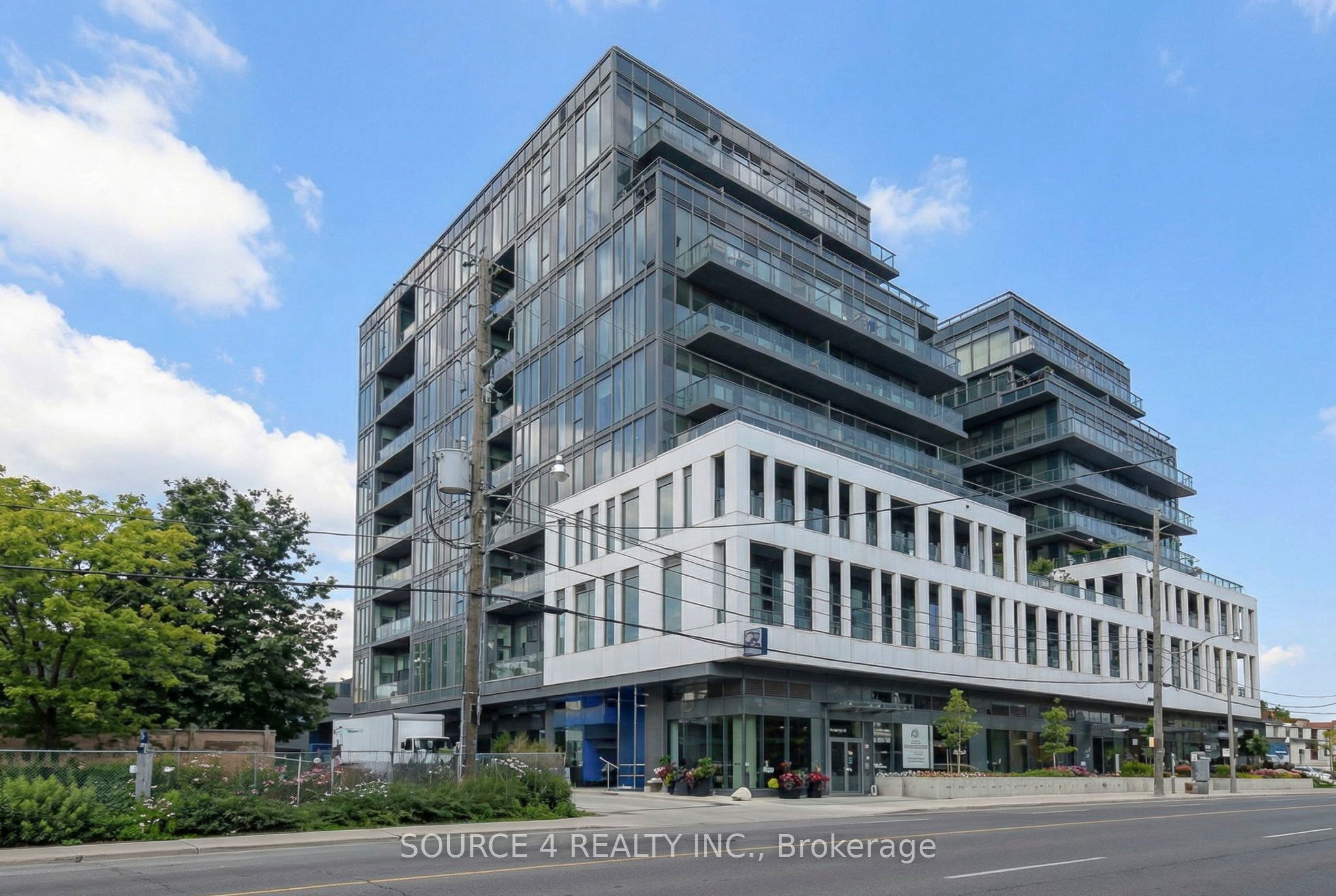 500 Dupont Street 717 Property Photo 1
