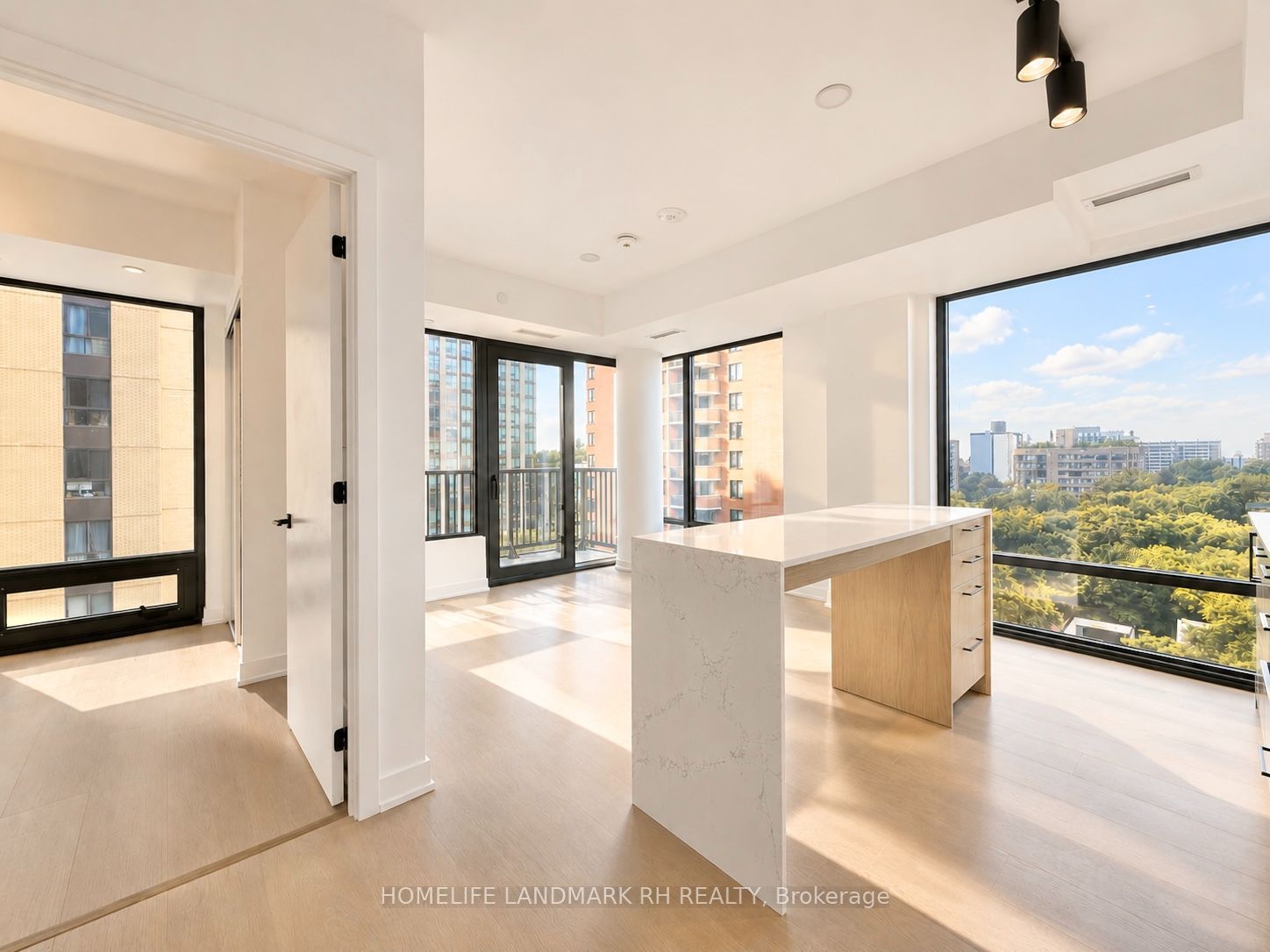 91 Montclair Avenue 1206 Property Photo 3