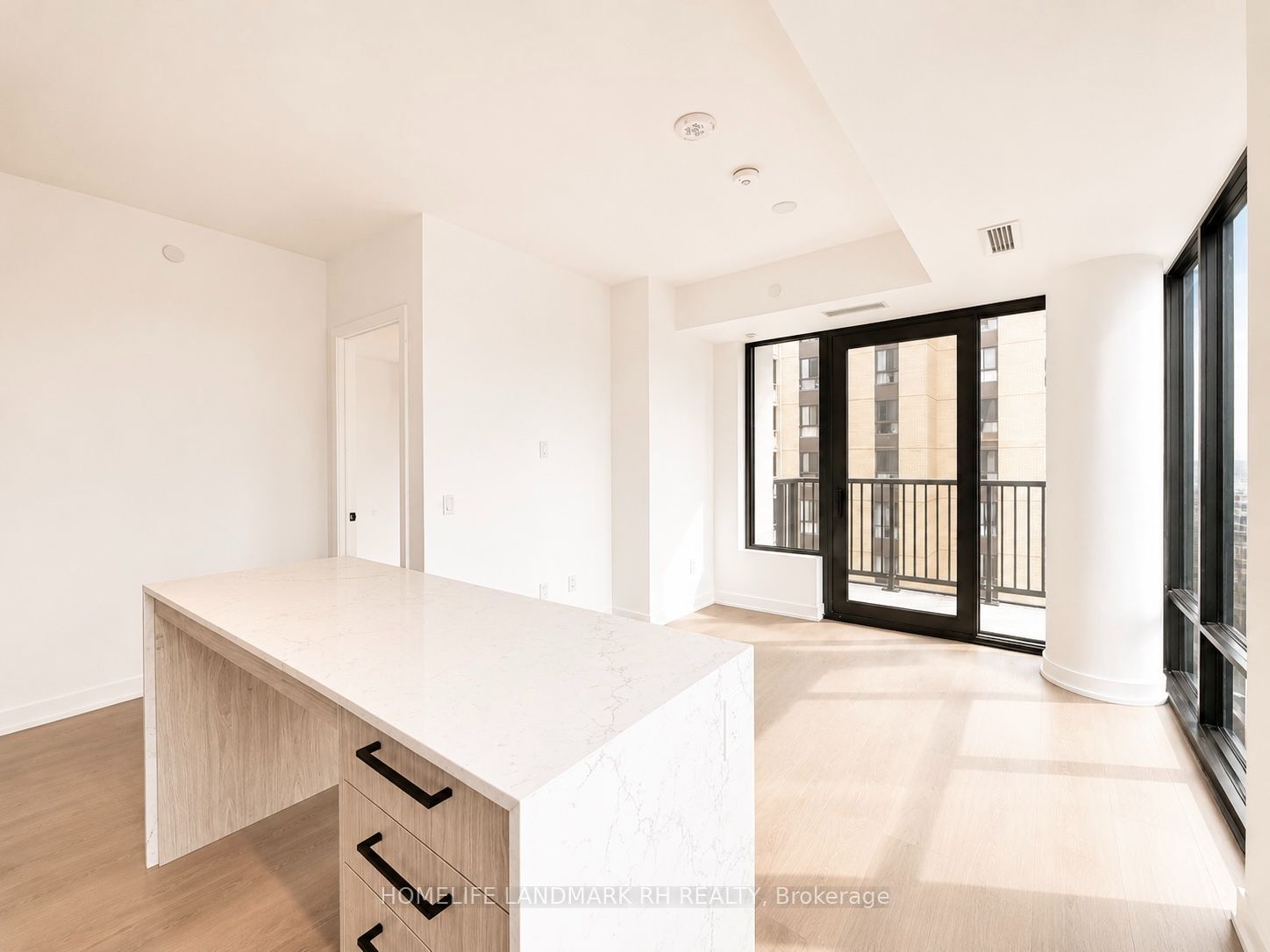 91 Montclair Avenue 1206 Property Photo 10