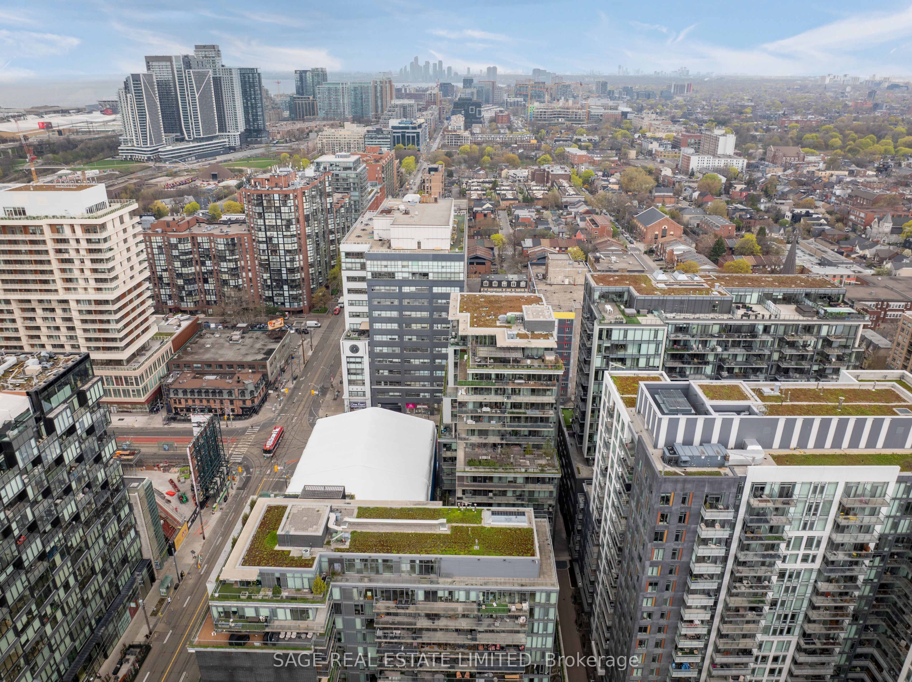 95 Bathurst Street 914 Property Photo 13