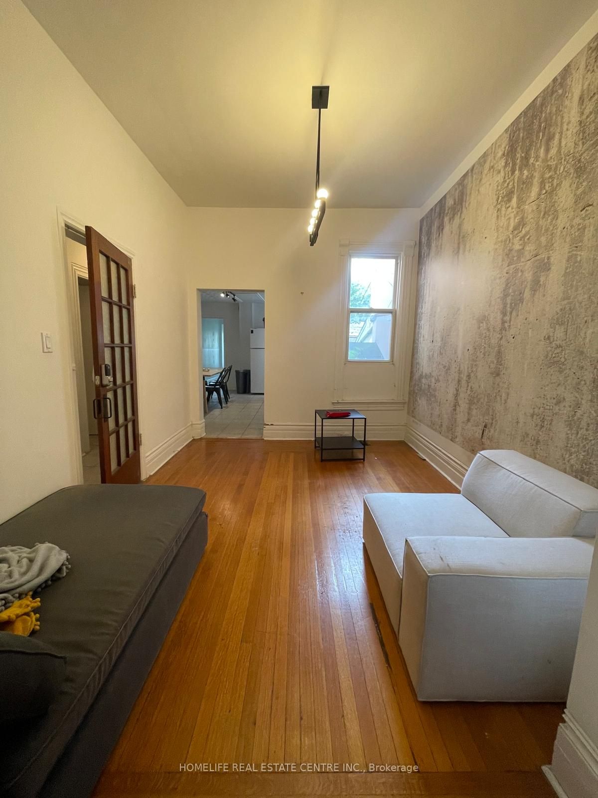 169 Gladstone Avenue Property Photo 8