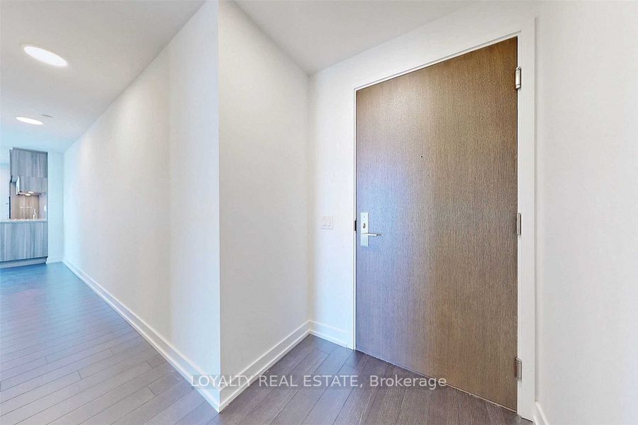 39 Roehampton Avenue 1409 Property Photo 36