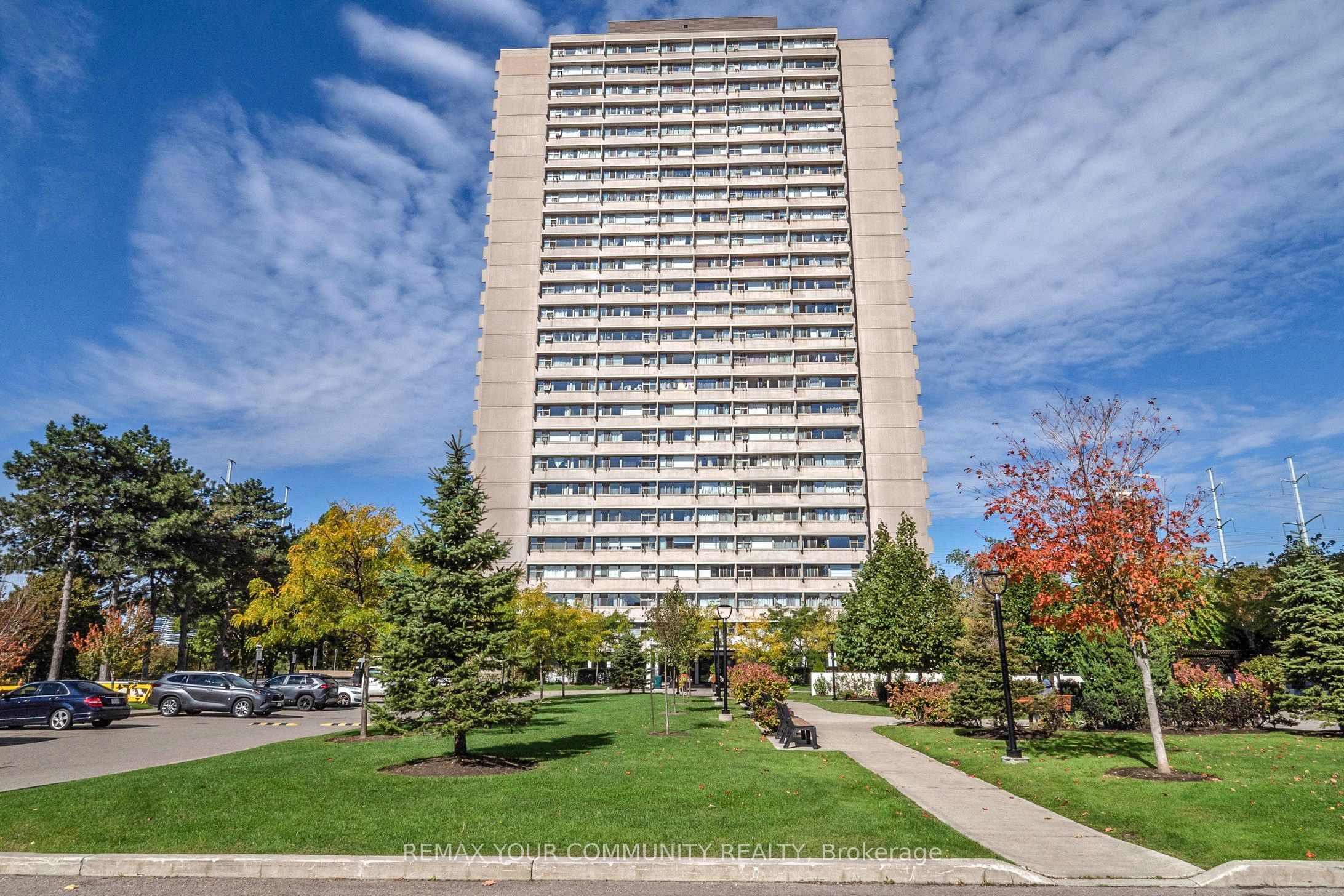 735 Don Mills Road 2108 Property Photo 1