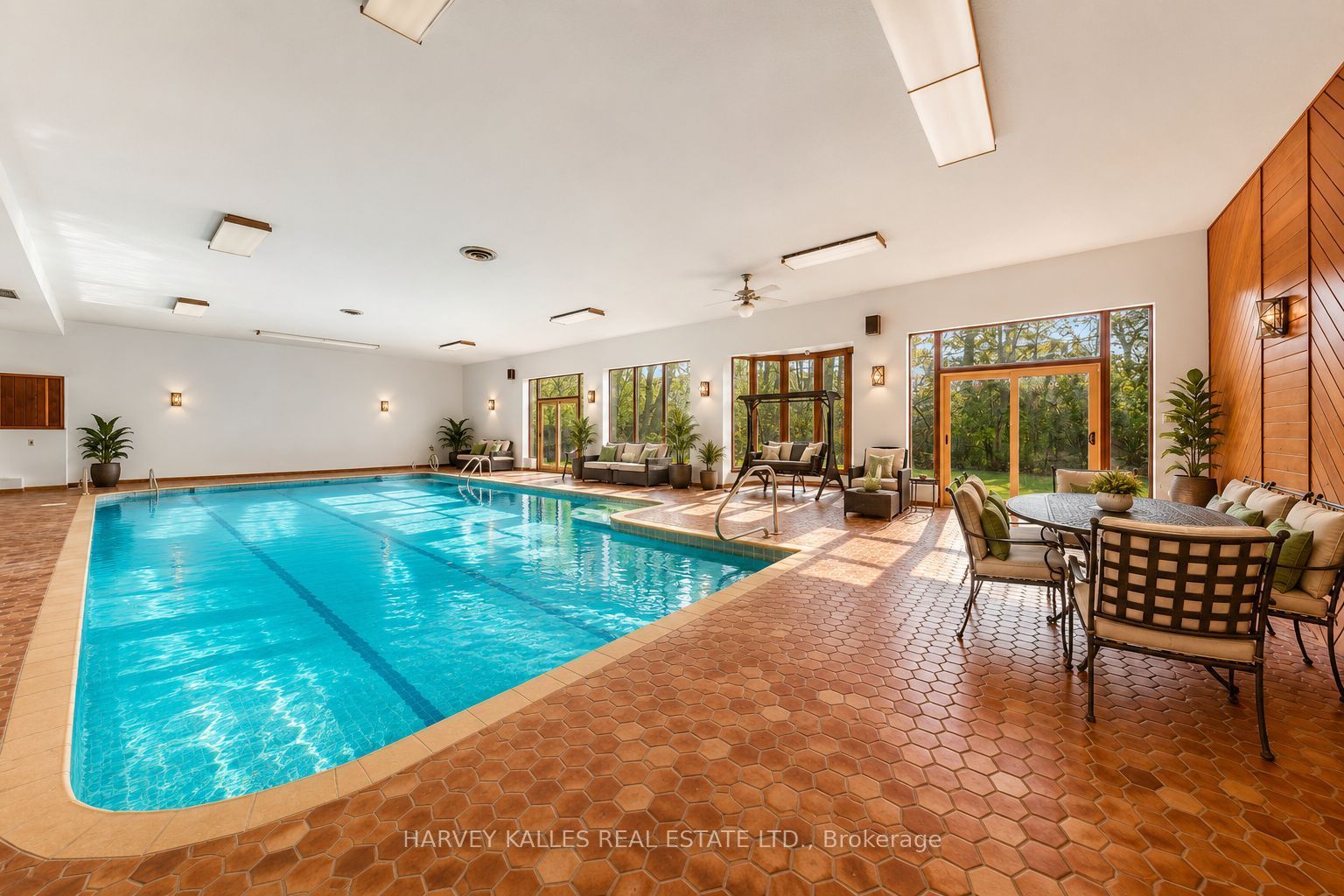 122 Dunvegan Road Property Photo 14