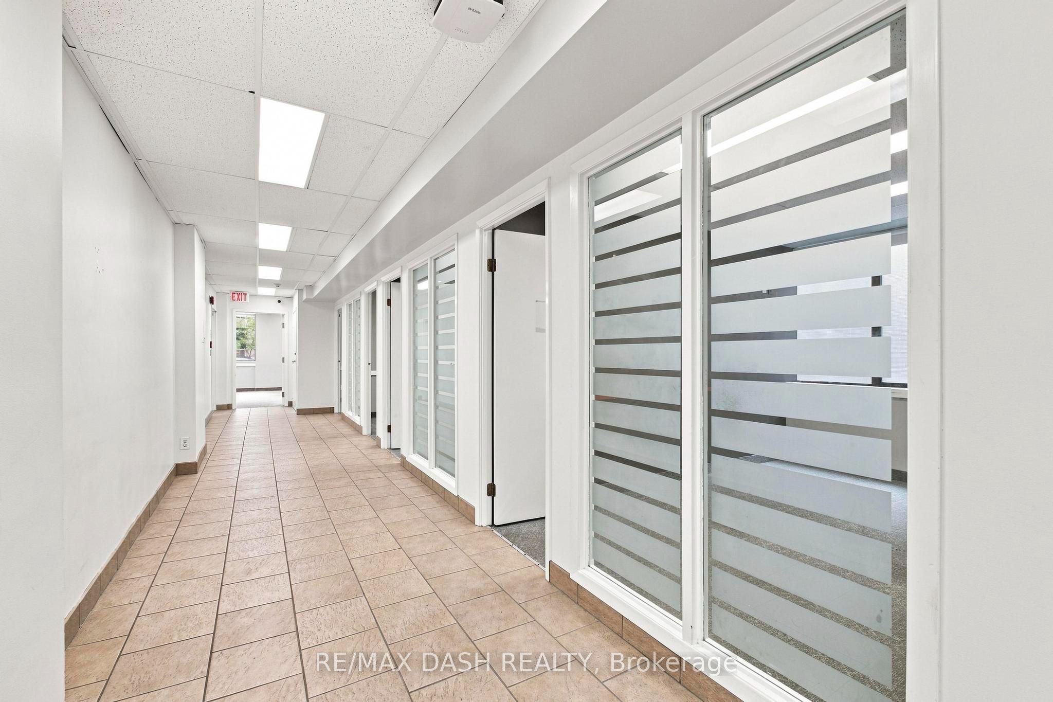 51 Eglinton Avenue E Second Floor Property Photo 7