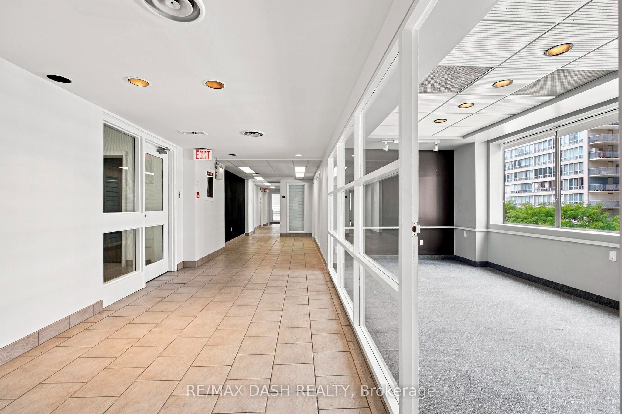 51 Eglinton Avenue E Second Floor Property Photo 27