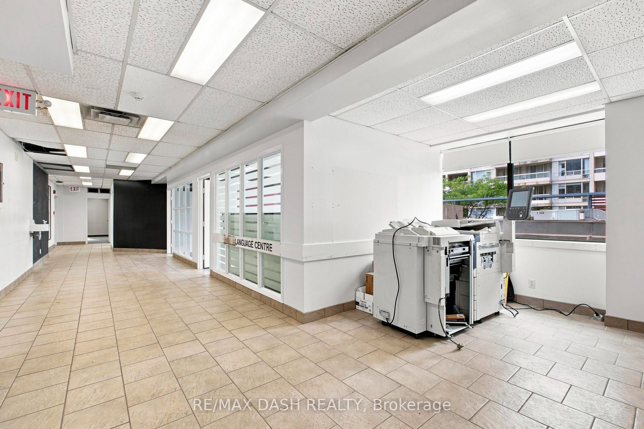 51 Eglinton Avenue E Third Floor Property Photo 13
