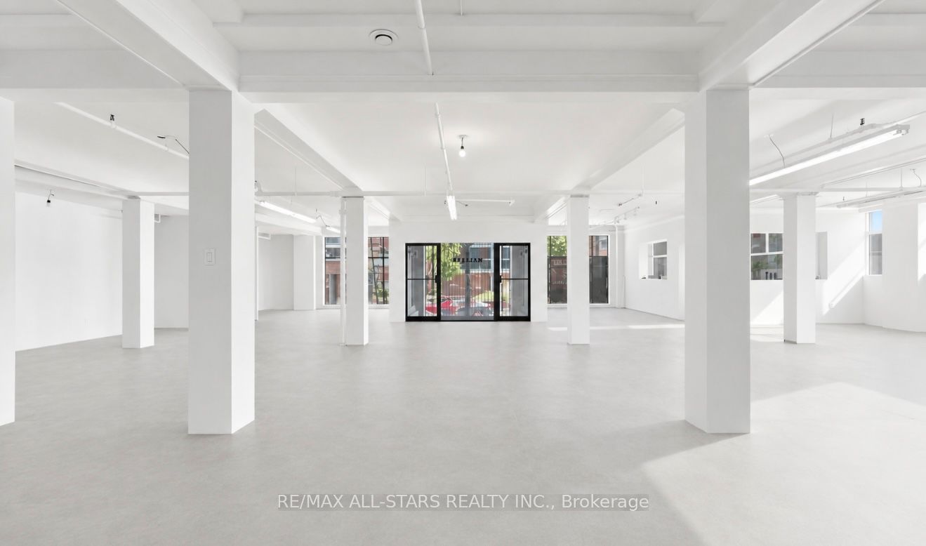 14 Mccaul Street 101 Property Photo 4