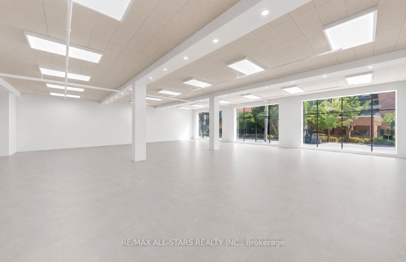 14 Mccaul Street 101 Property Photo 5