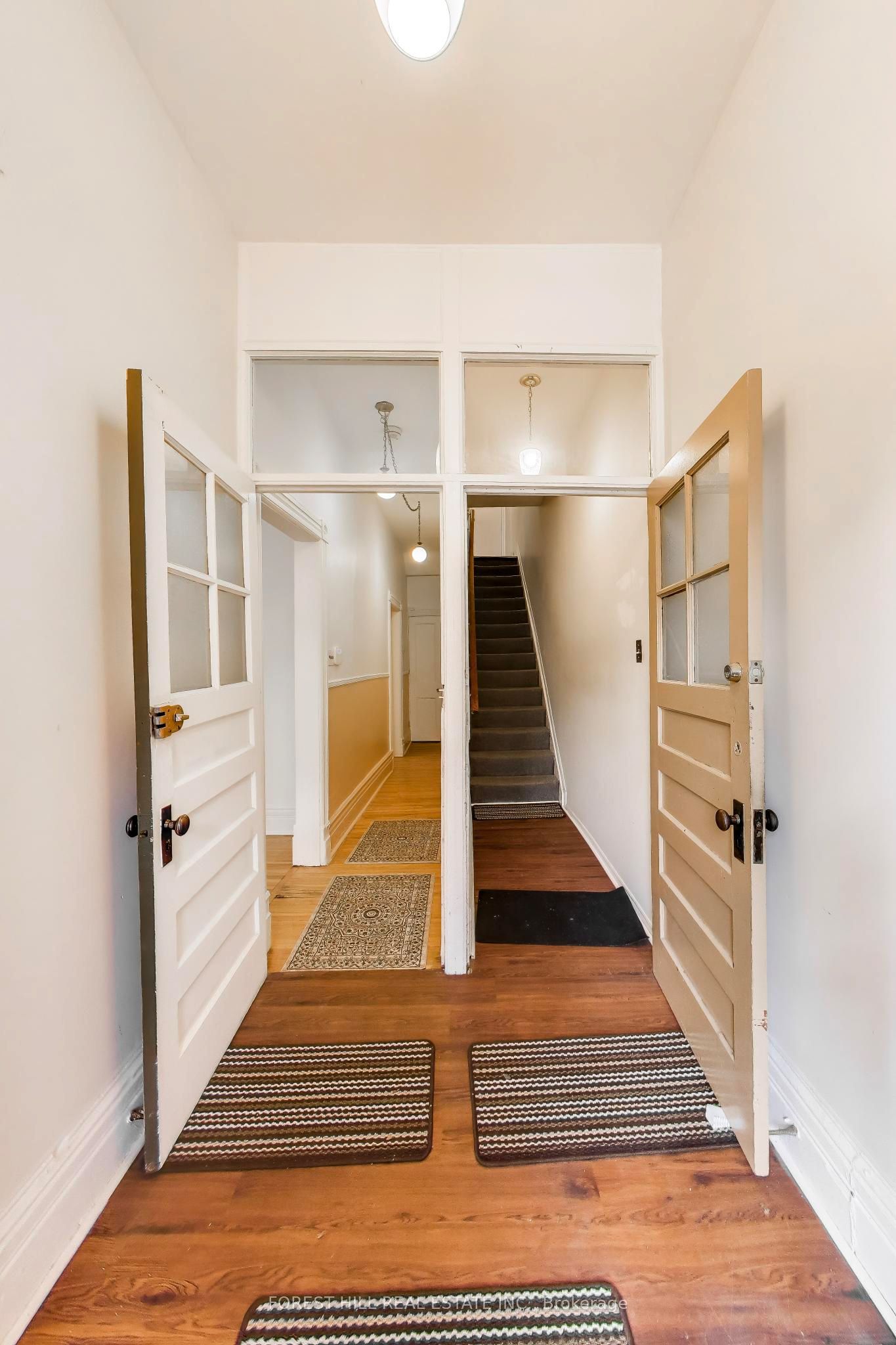 30 Robert Street Property Photo 4