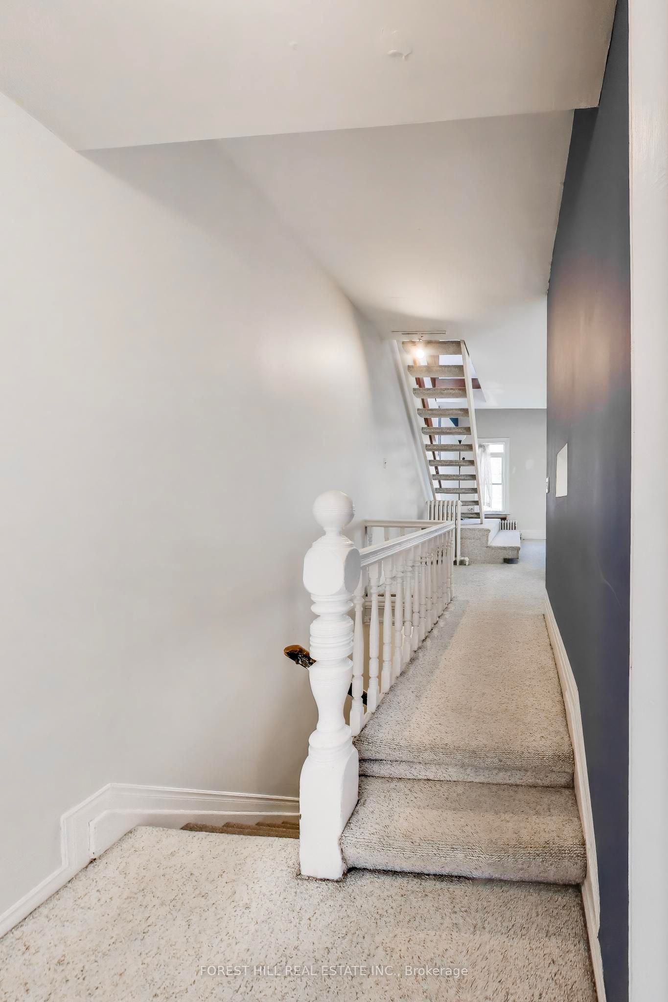 30 Robert Street Property Photo 16