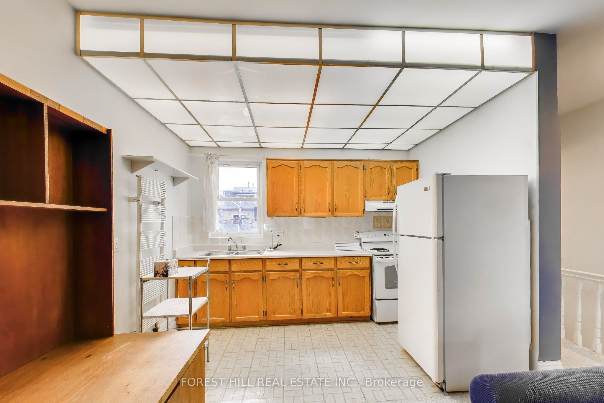 30 Robert Street Property Photo 22