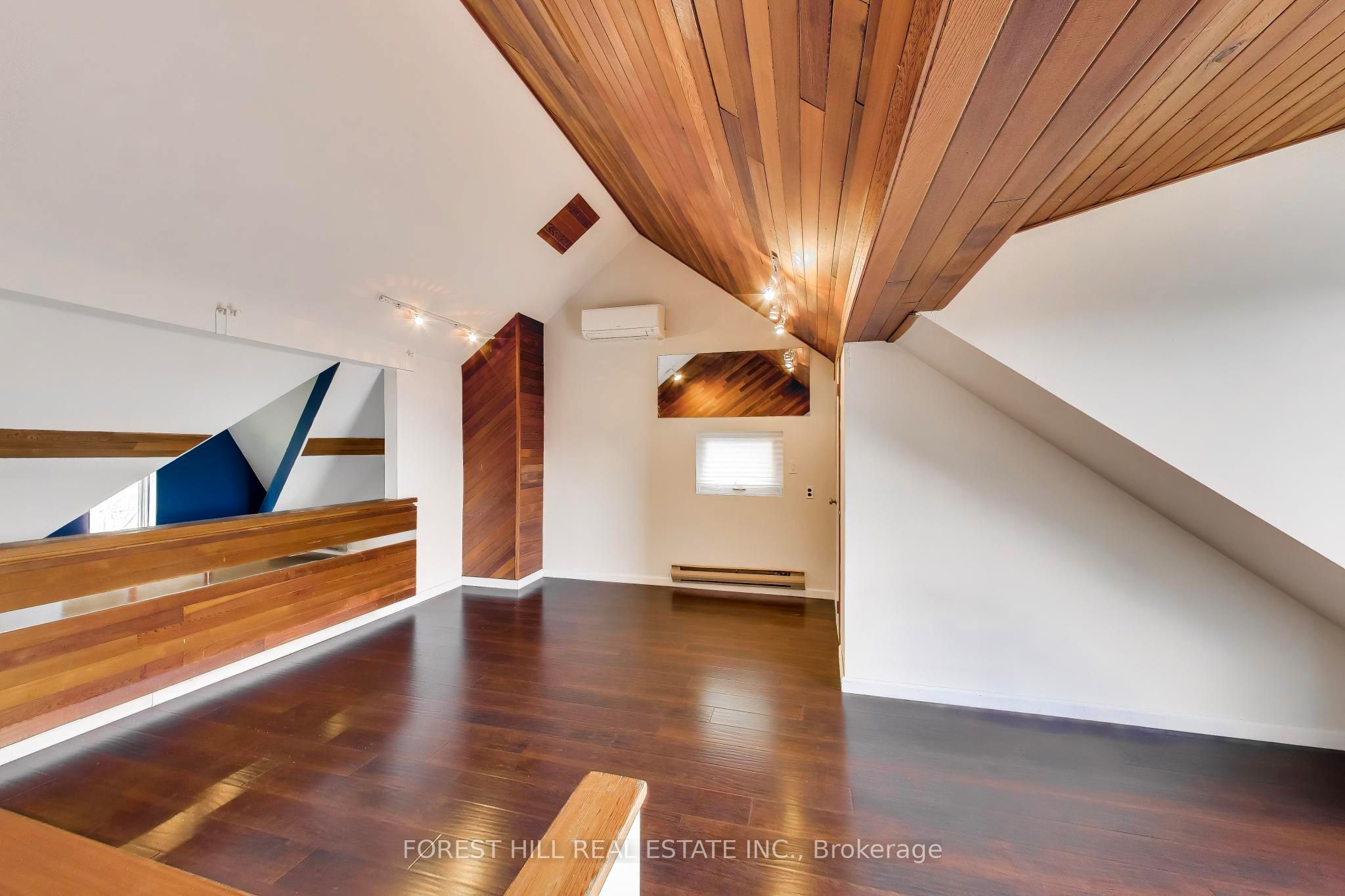 30 Robert Street Property Photo 24