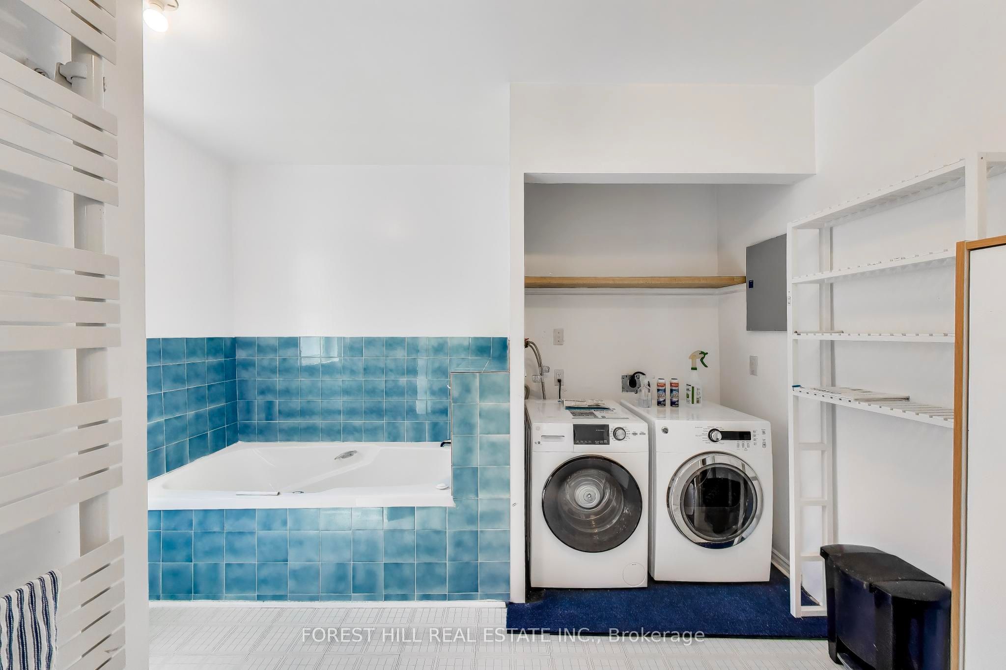 30 Robert Street Property Photo 33