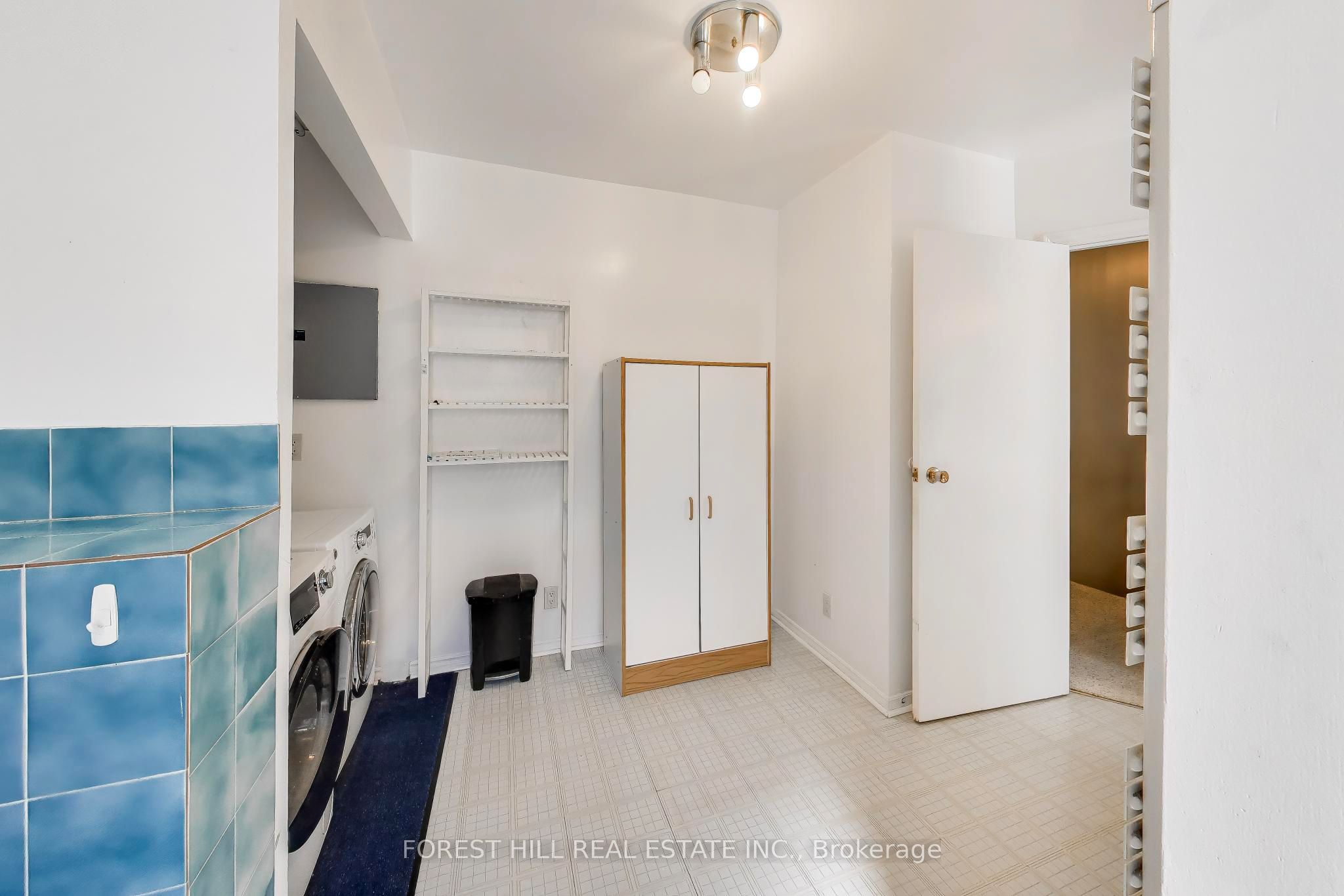 30 Robert Street Property Photo 35