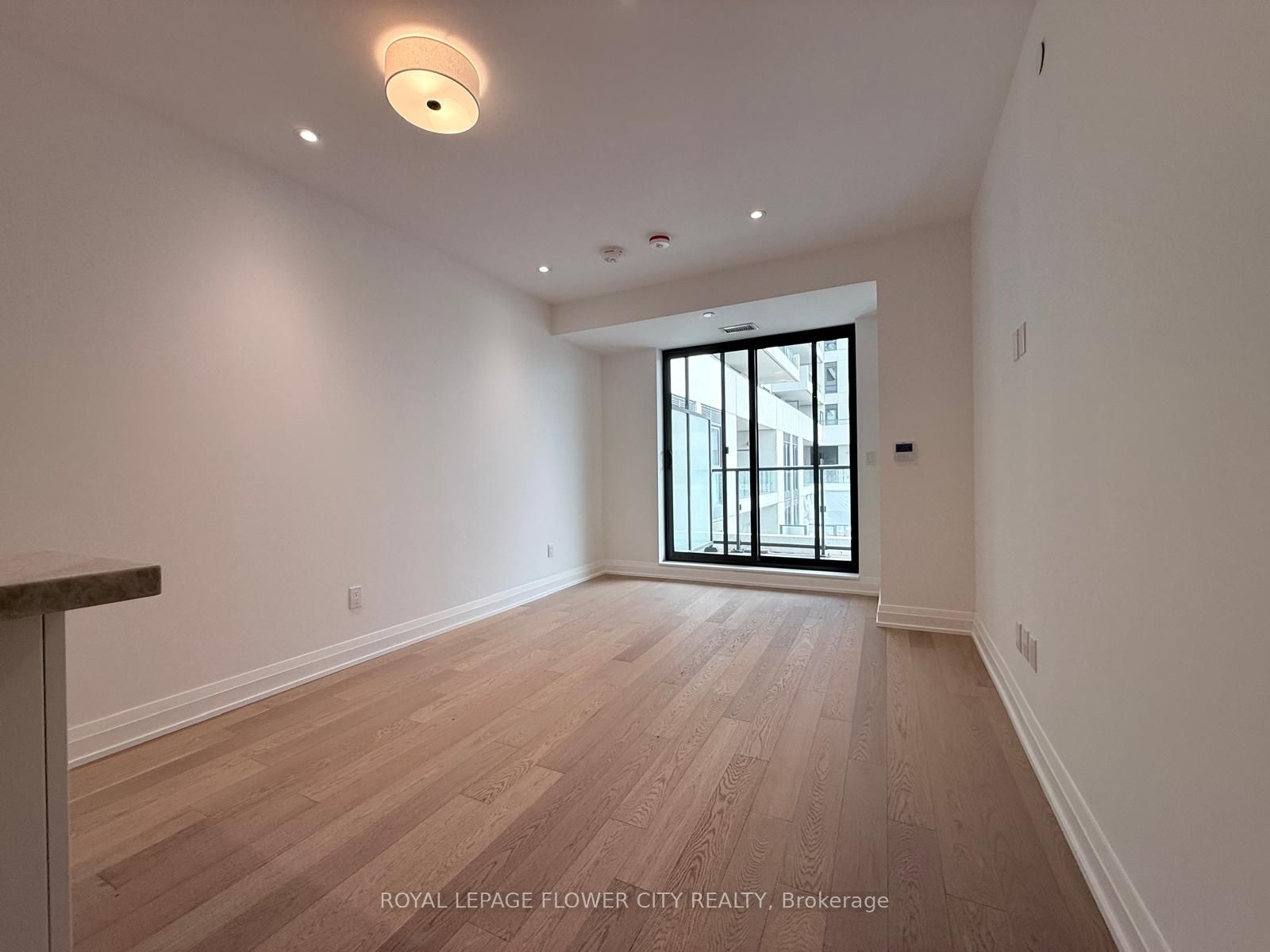 505 Glencairn Avenue 301 Property Photo 2