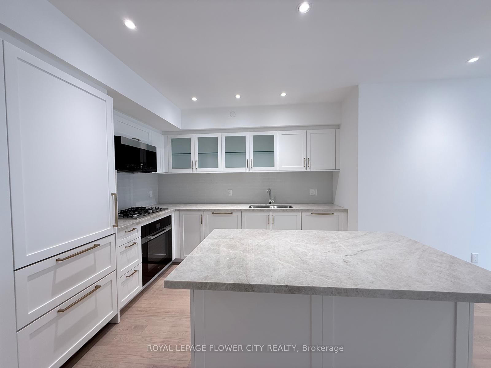 505 Glencairn Avenue 301 Property Photo 4