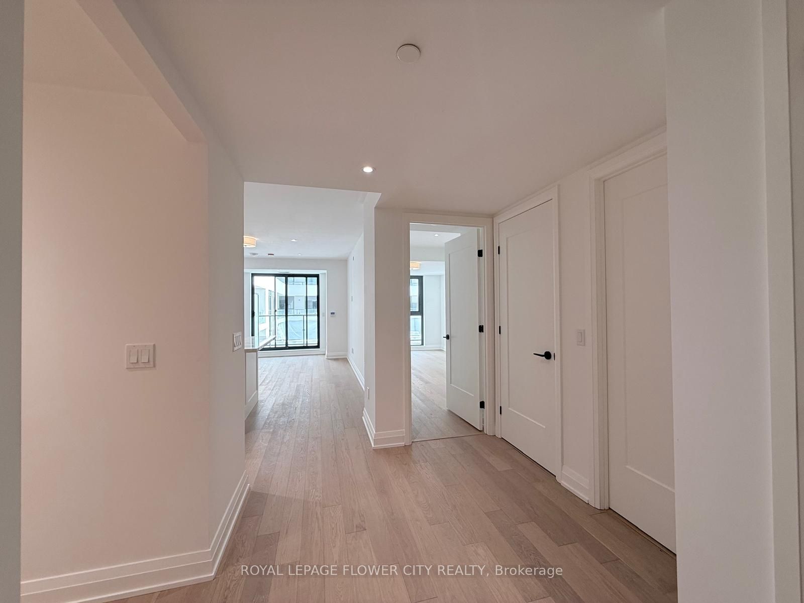 505 Glencairn Avenue 301 Property Photo 8