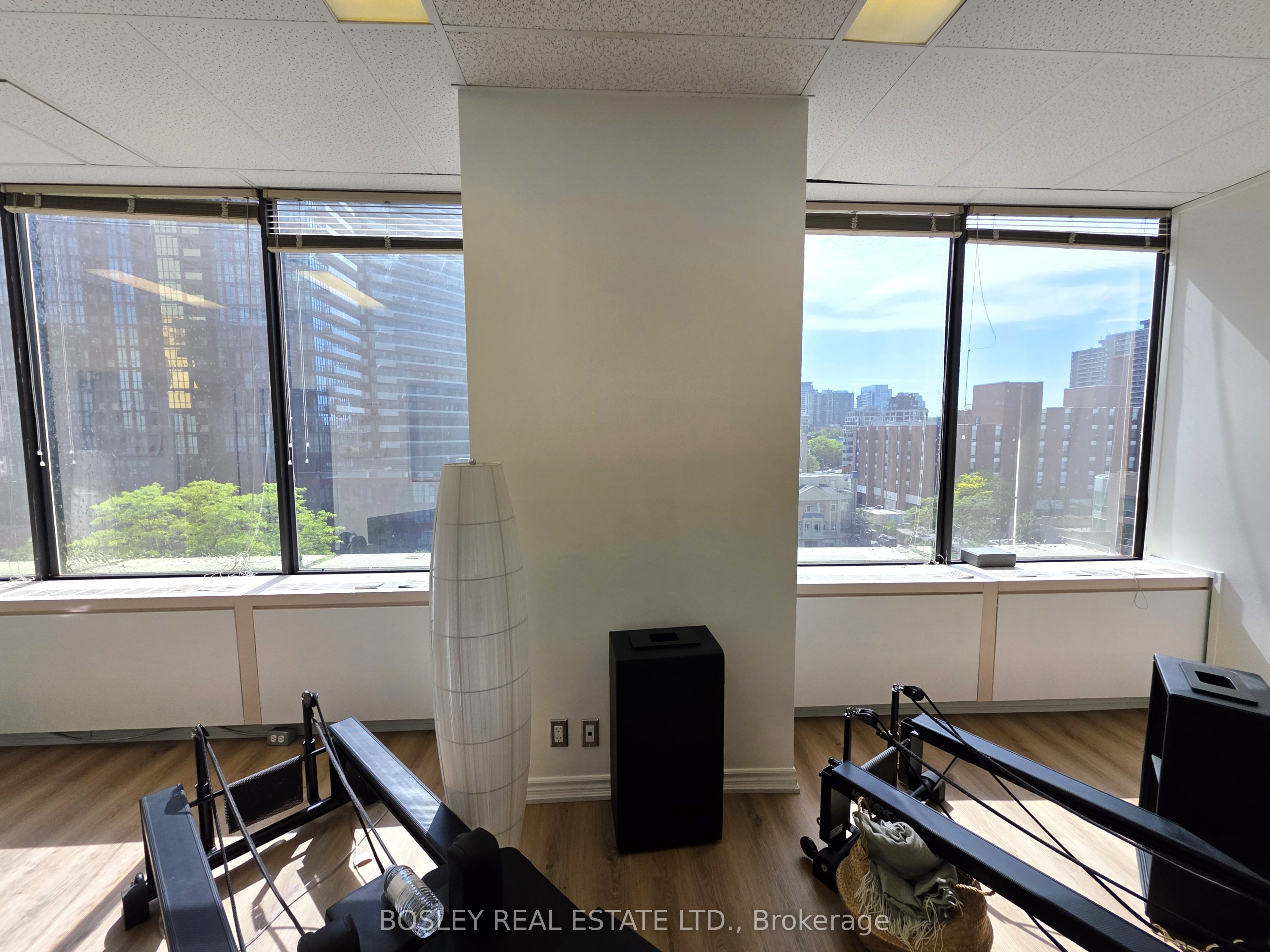 920 Yonge Street 603 Property Photo 2