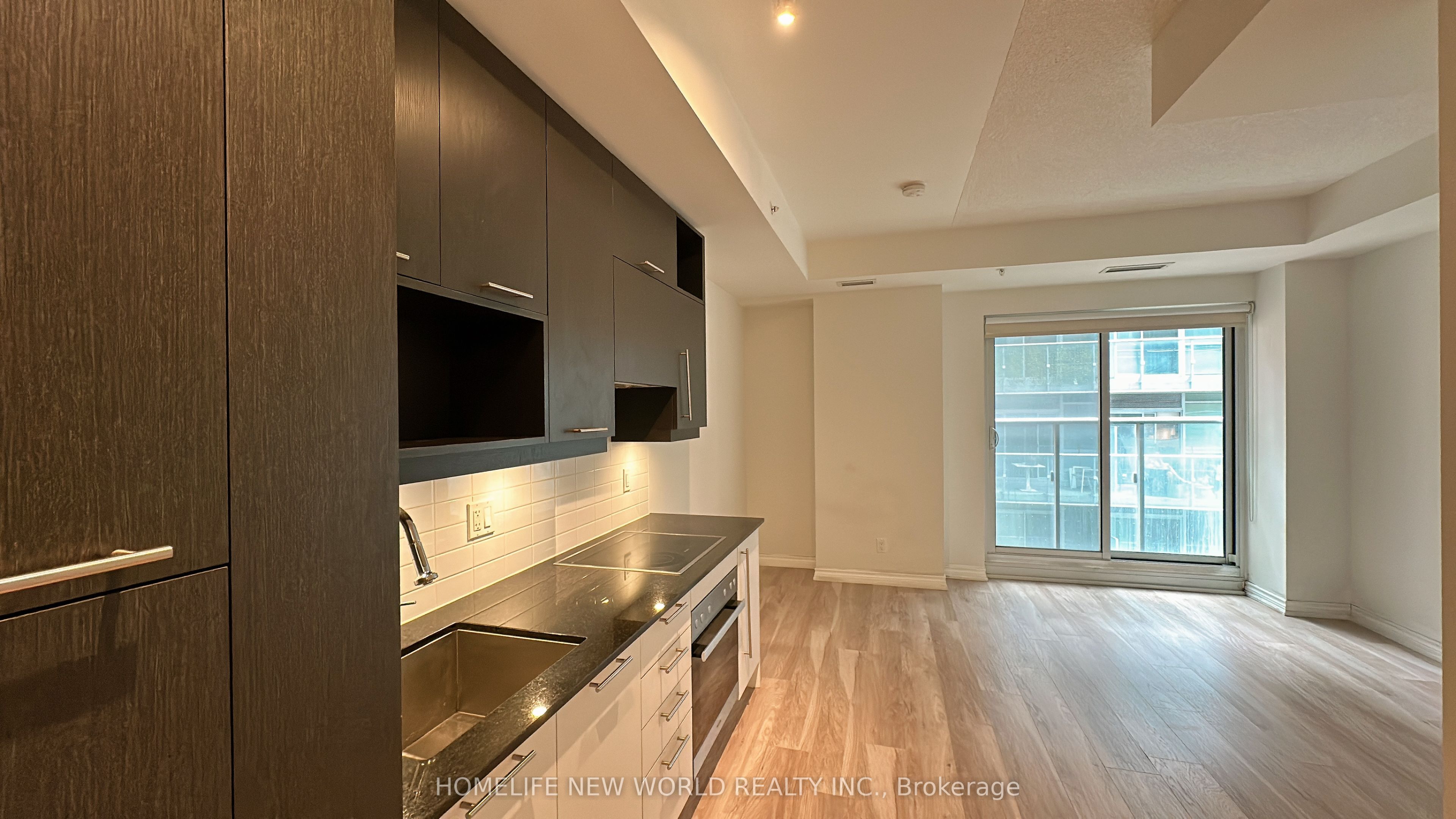 30 Nelson Street 402 Property Photo 9