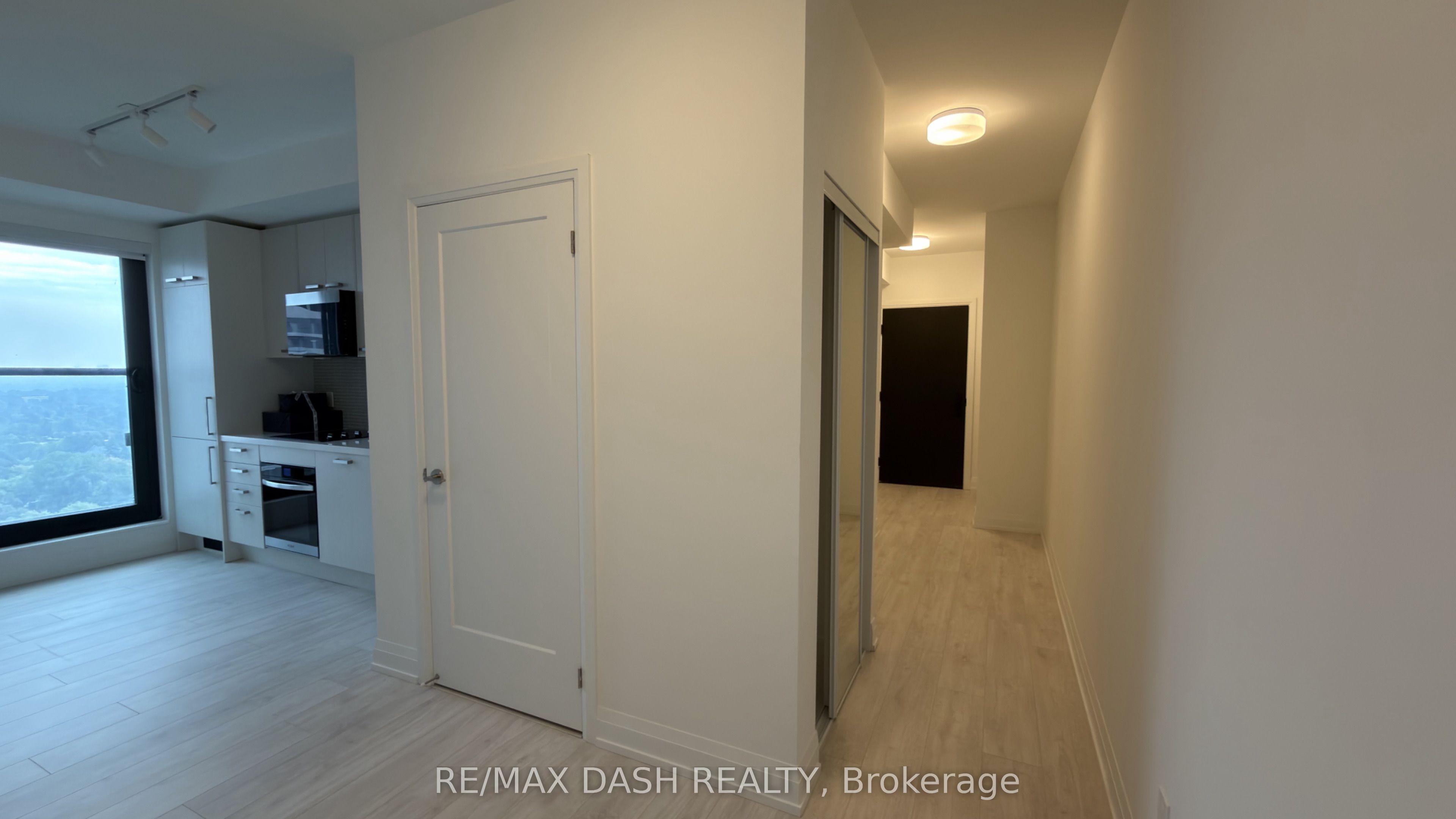20 Soudan Avenue 2402 Property Photo 18