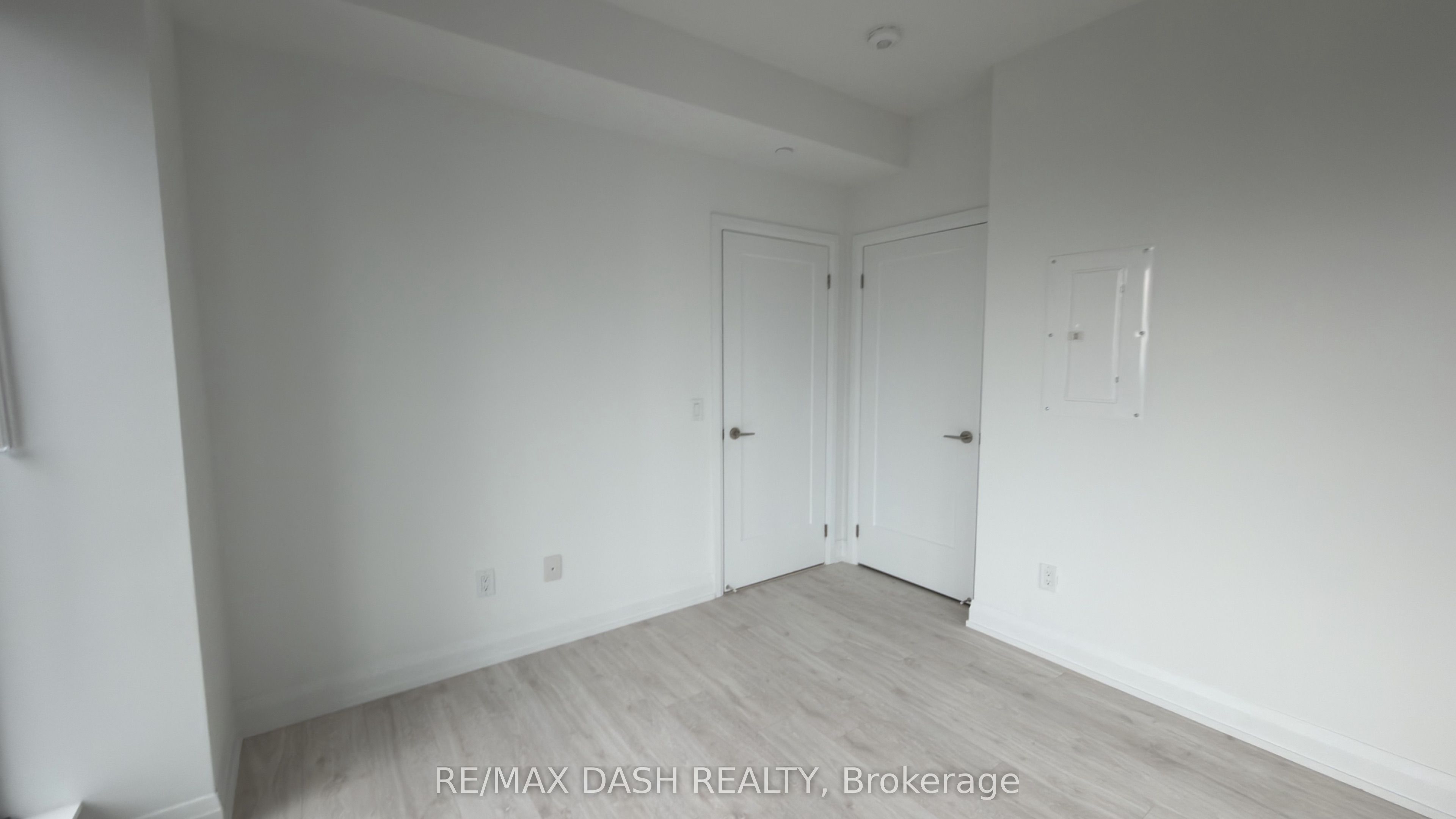 20 Soudan Avenue 2402 Property Photo 19