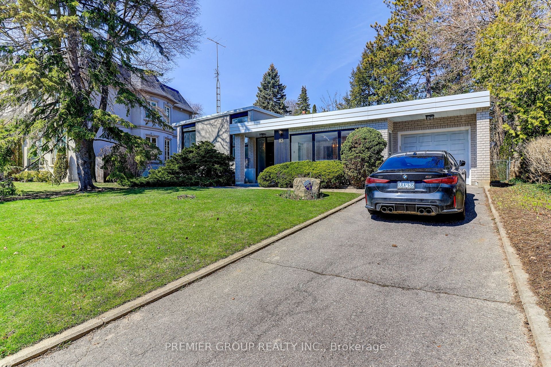 83 Larkfield Drive Property Photo 2