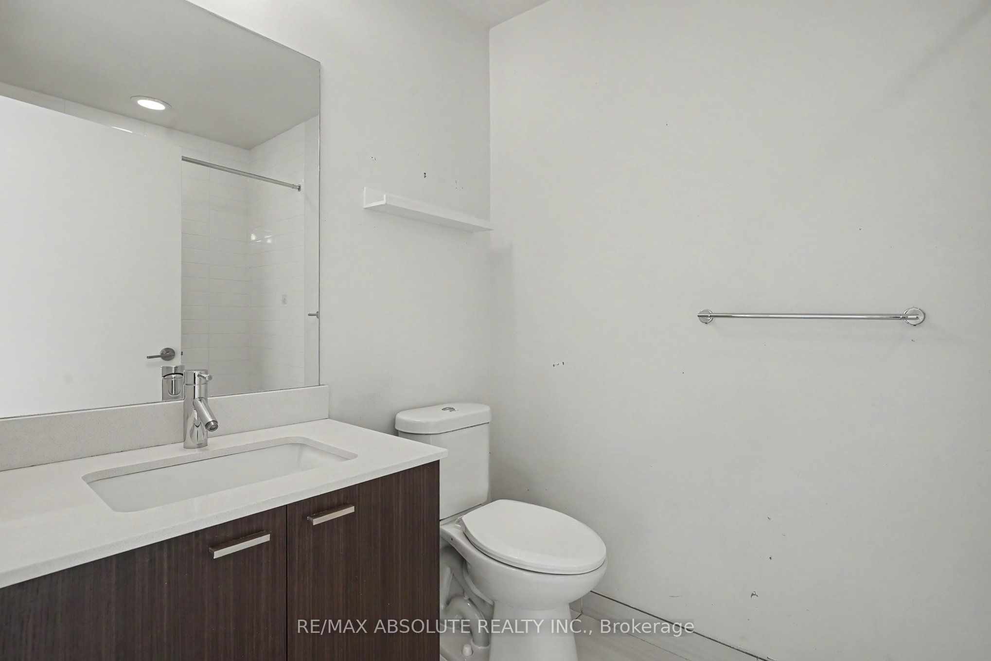 30 Roehampton Avenue 2809 Property Photo 14