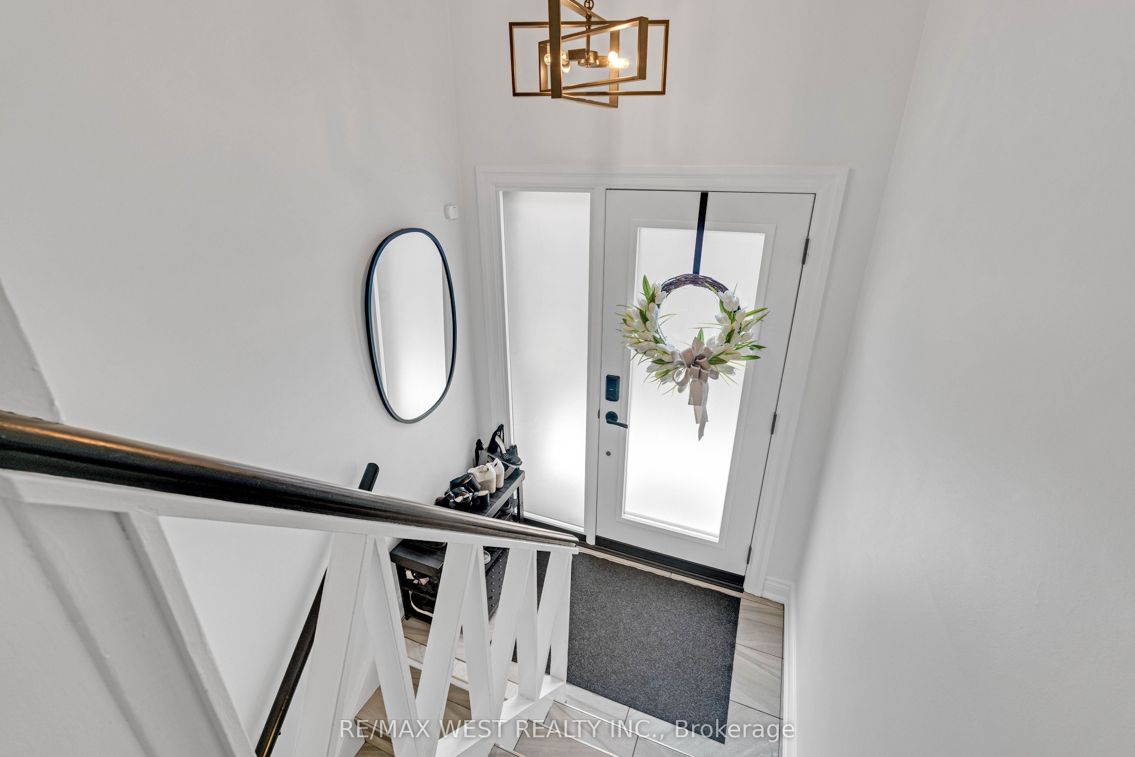 177 Searle Avenue Property Photo 3