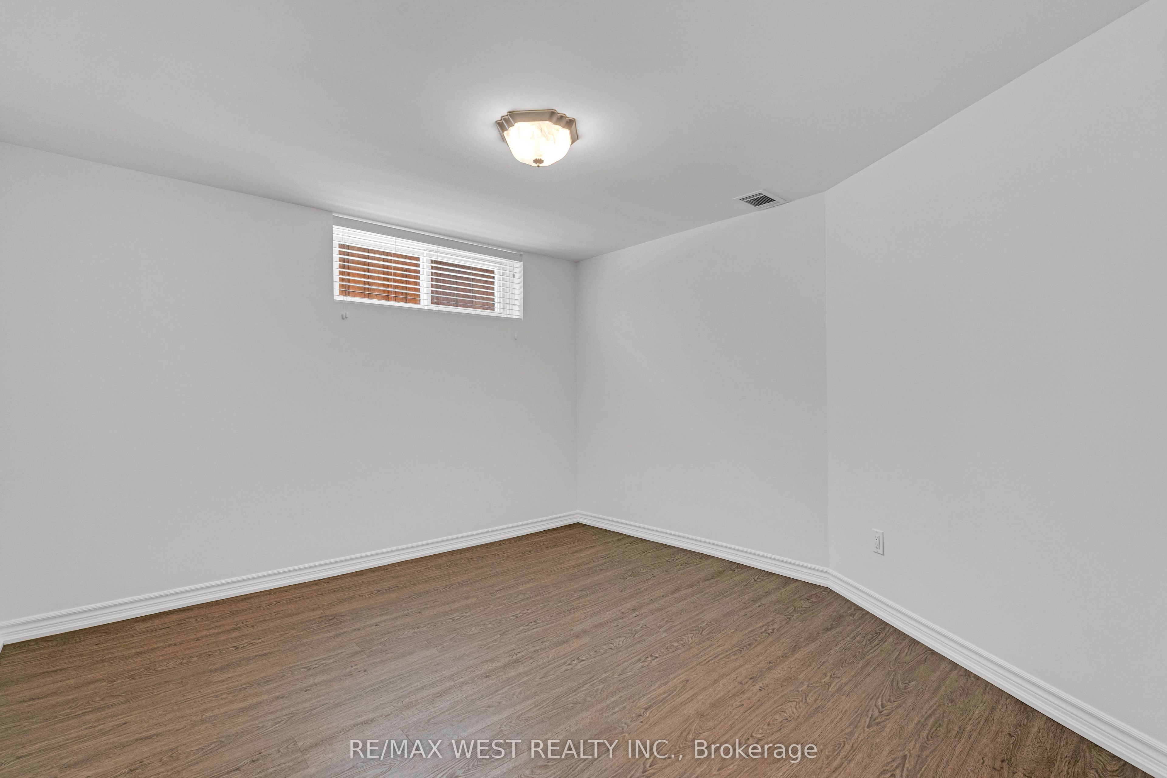 177 Searle Avenue Property Photo 11