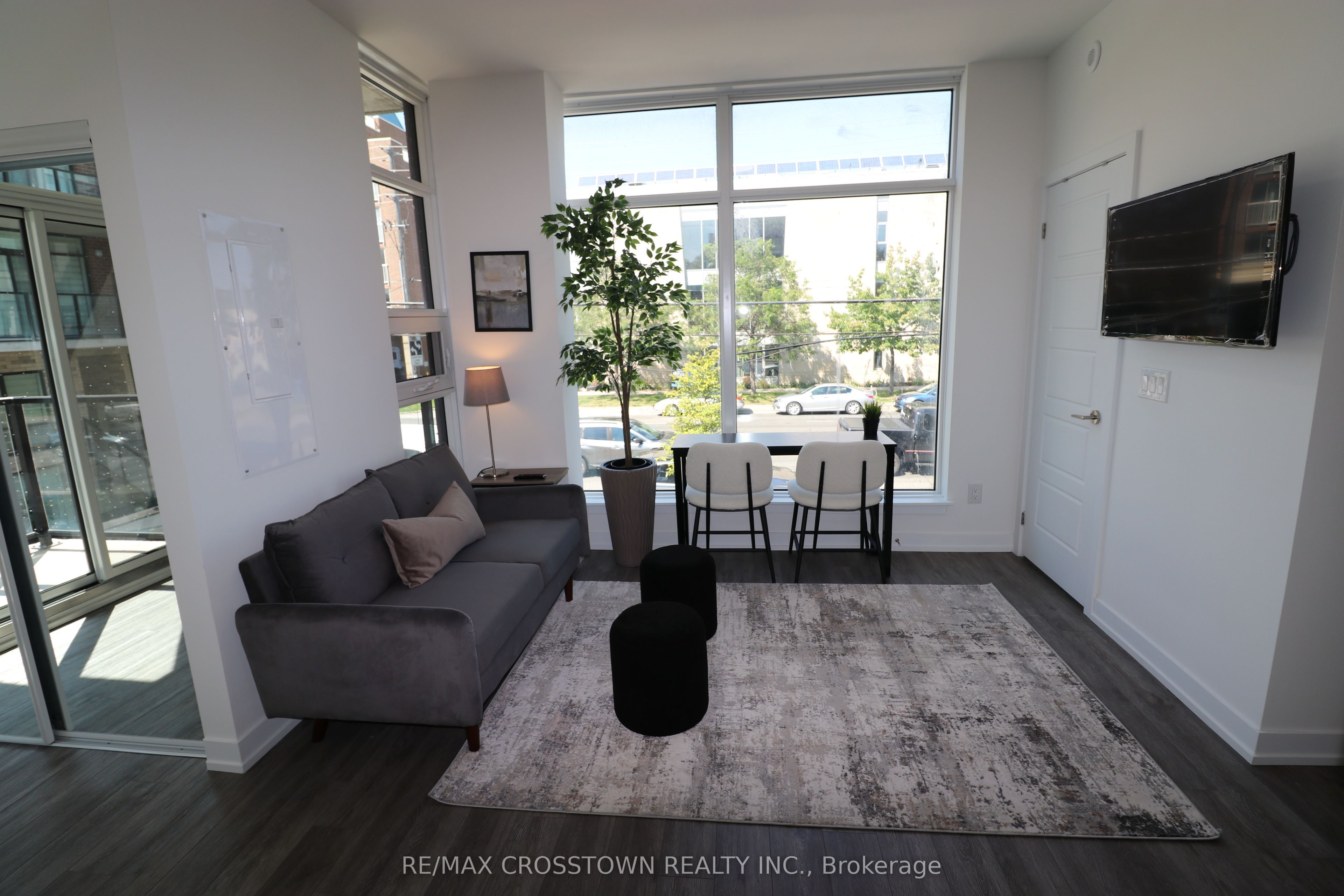 57-861 Sheppard Avenue W 2nd Property Photo 4