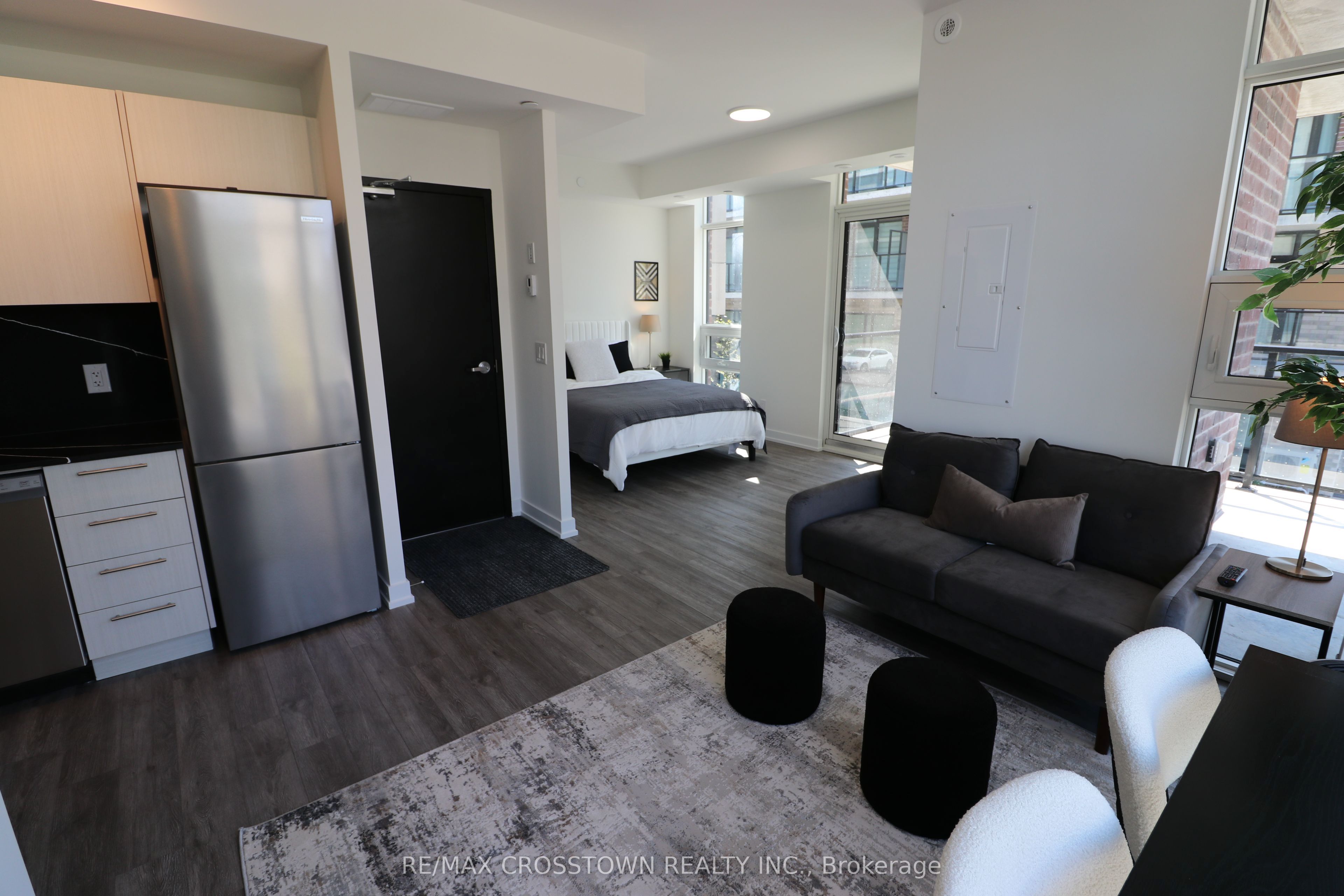57-861 Sheppard Avenue W 2nd Property Photo 5