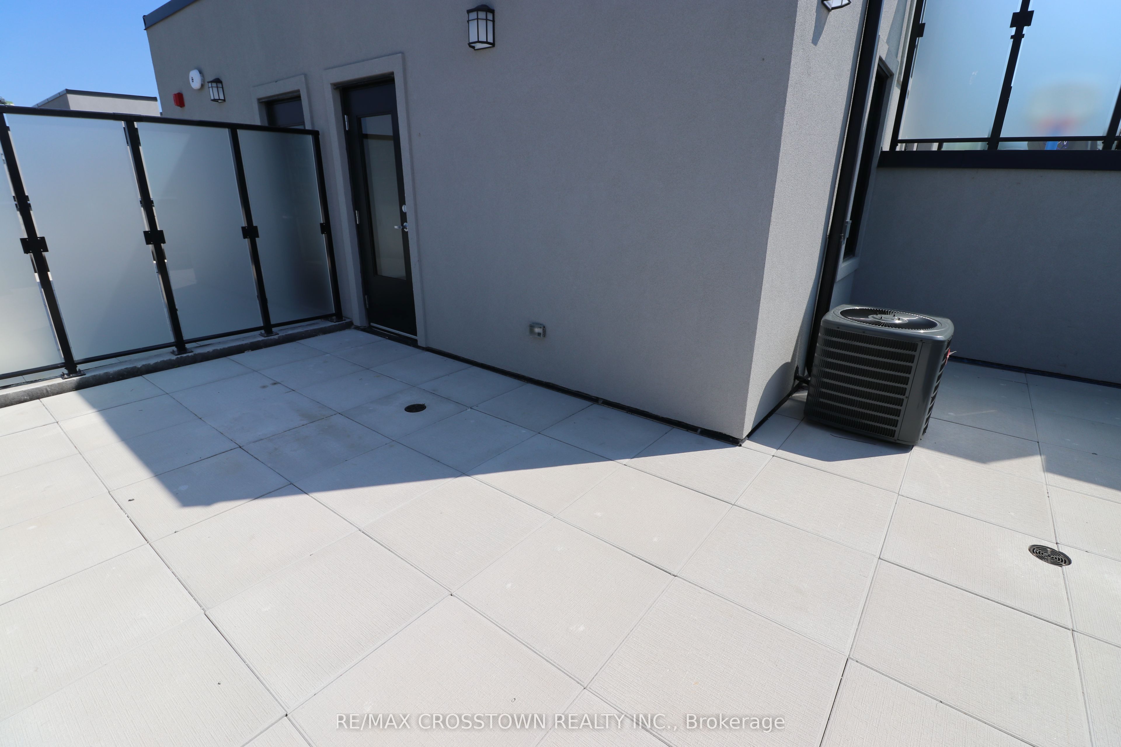 57-861 Sheppard Avenue W 2nd Property Photo 12