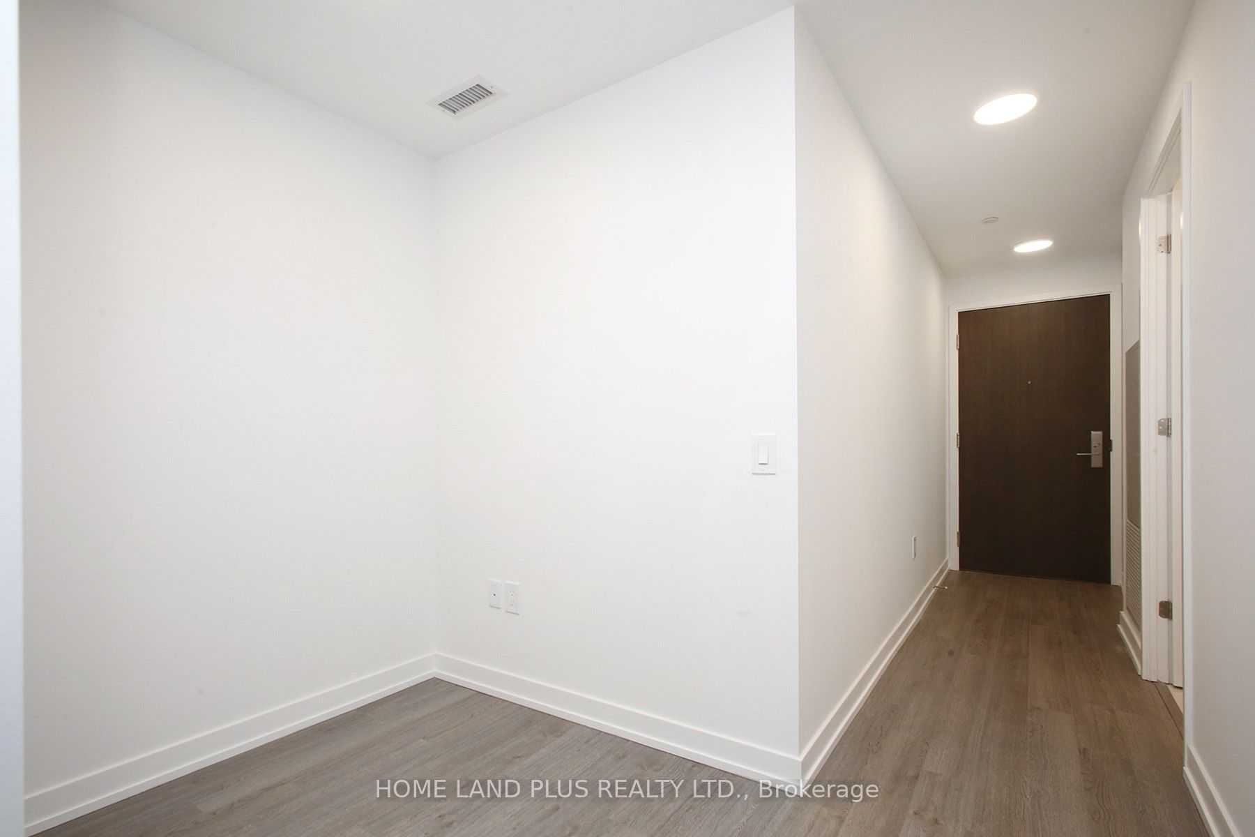 39 Roehampton Avenue 2704 Property Photo 8