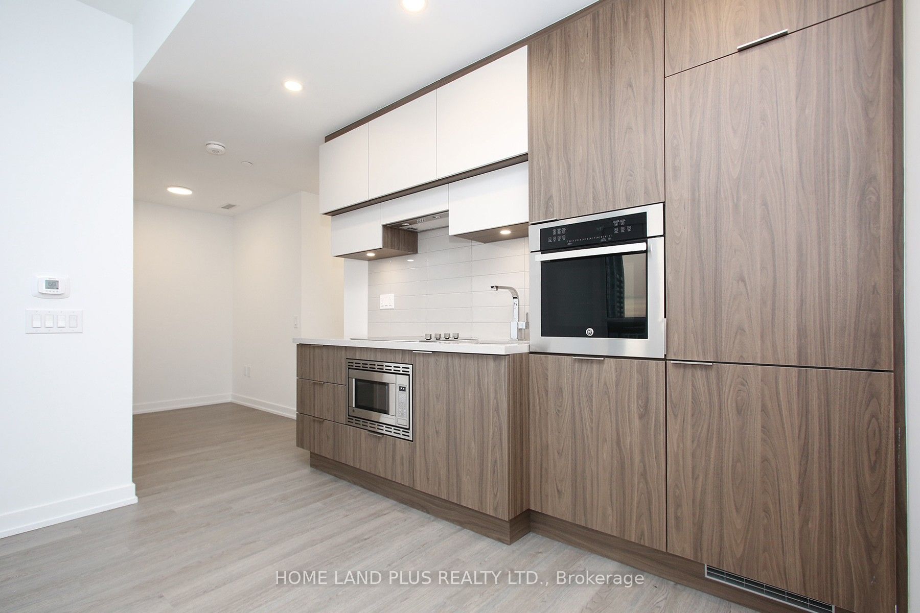 39 Roehampton Avenue 2704 Property Photo 15