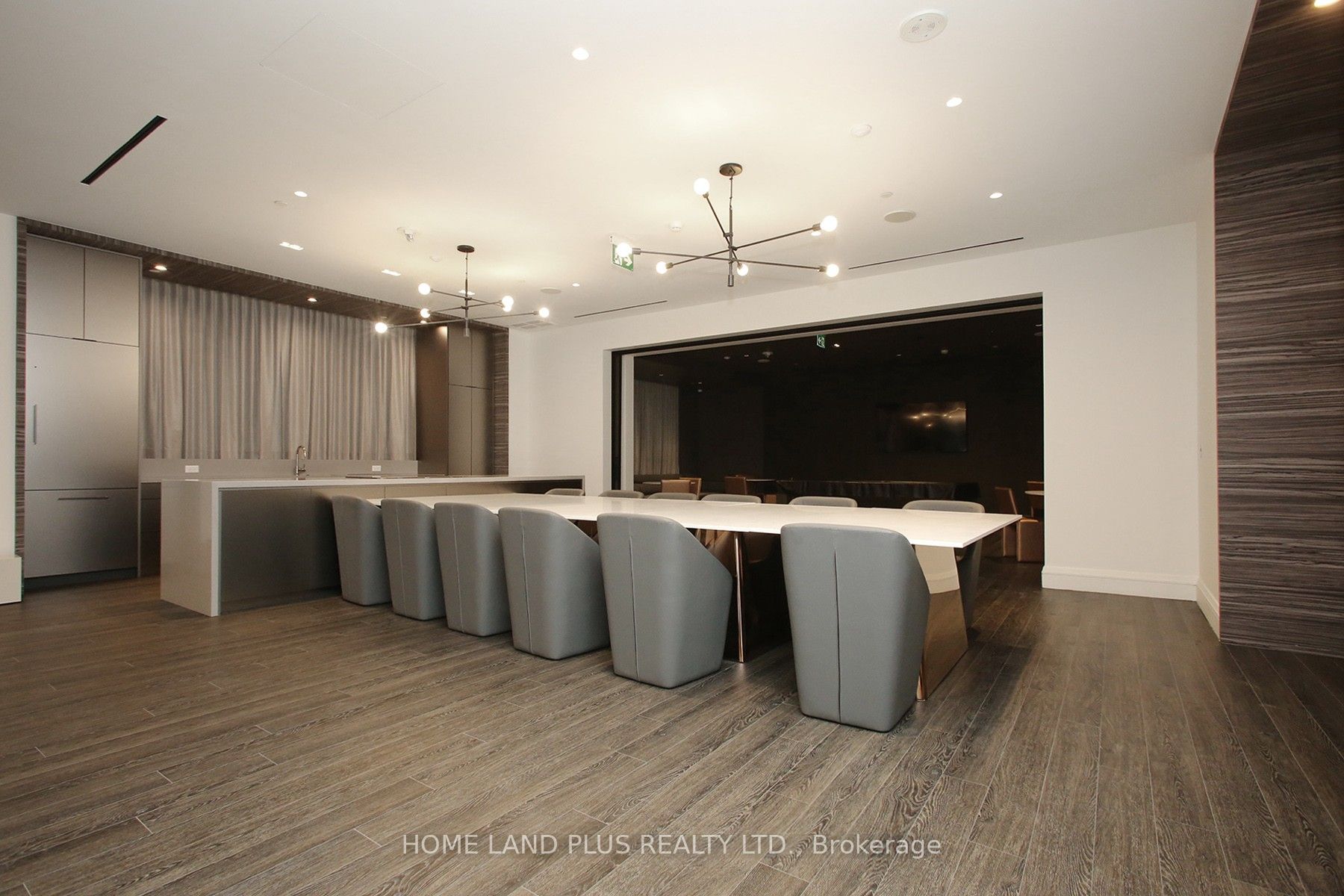 39 Roehampton Avenue 2704 Property Photo 36