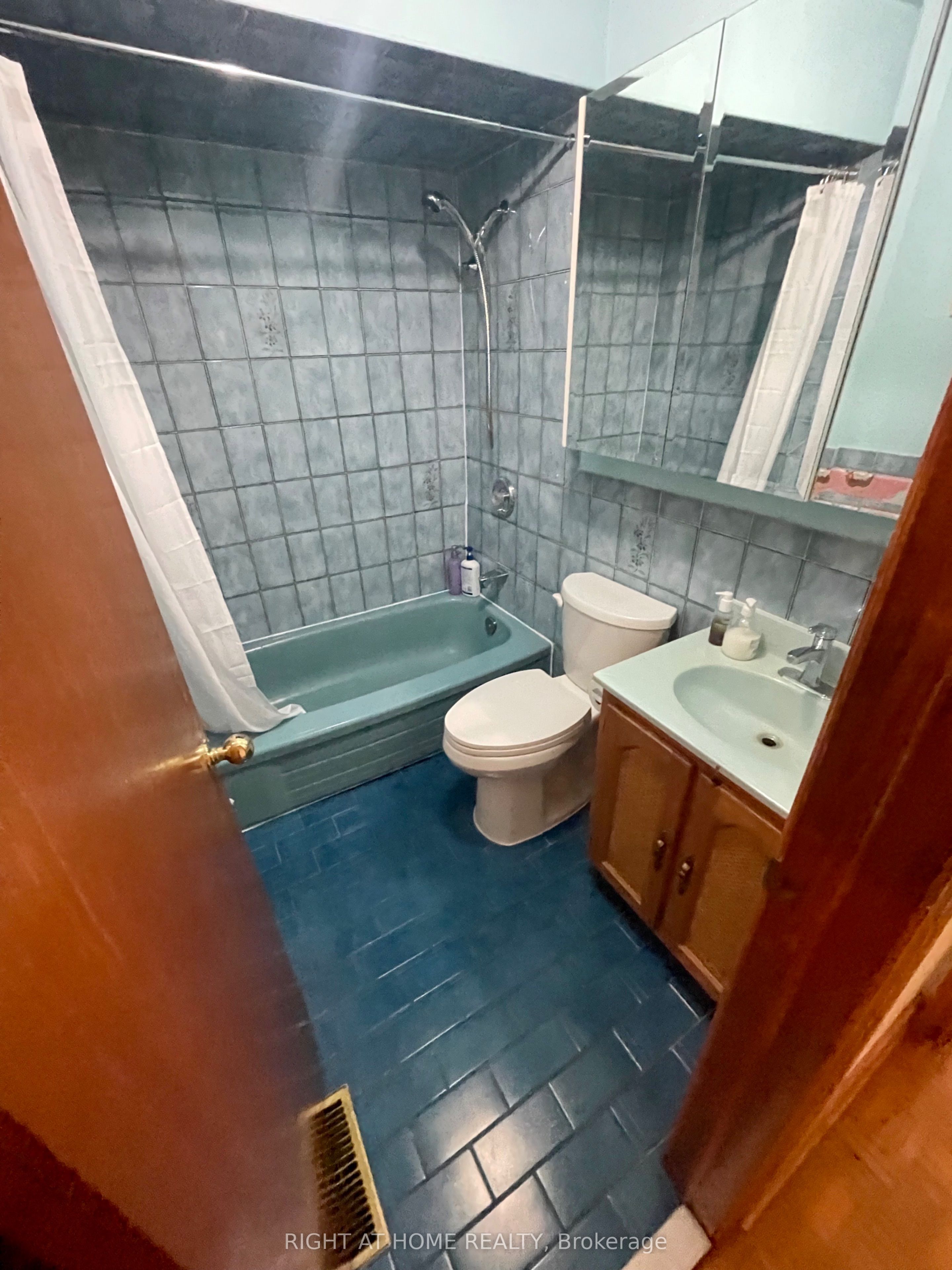 40 Bellevue Avenue Property Photo 22