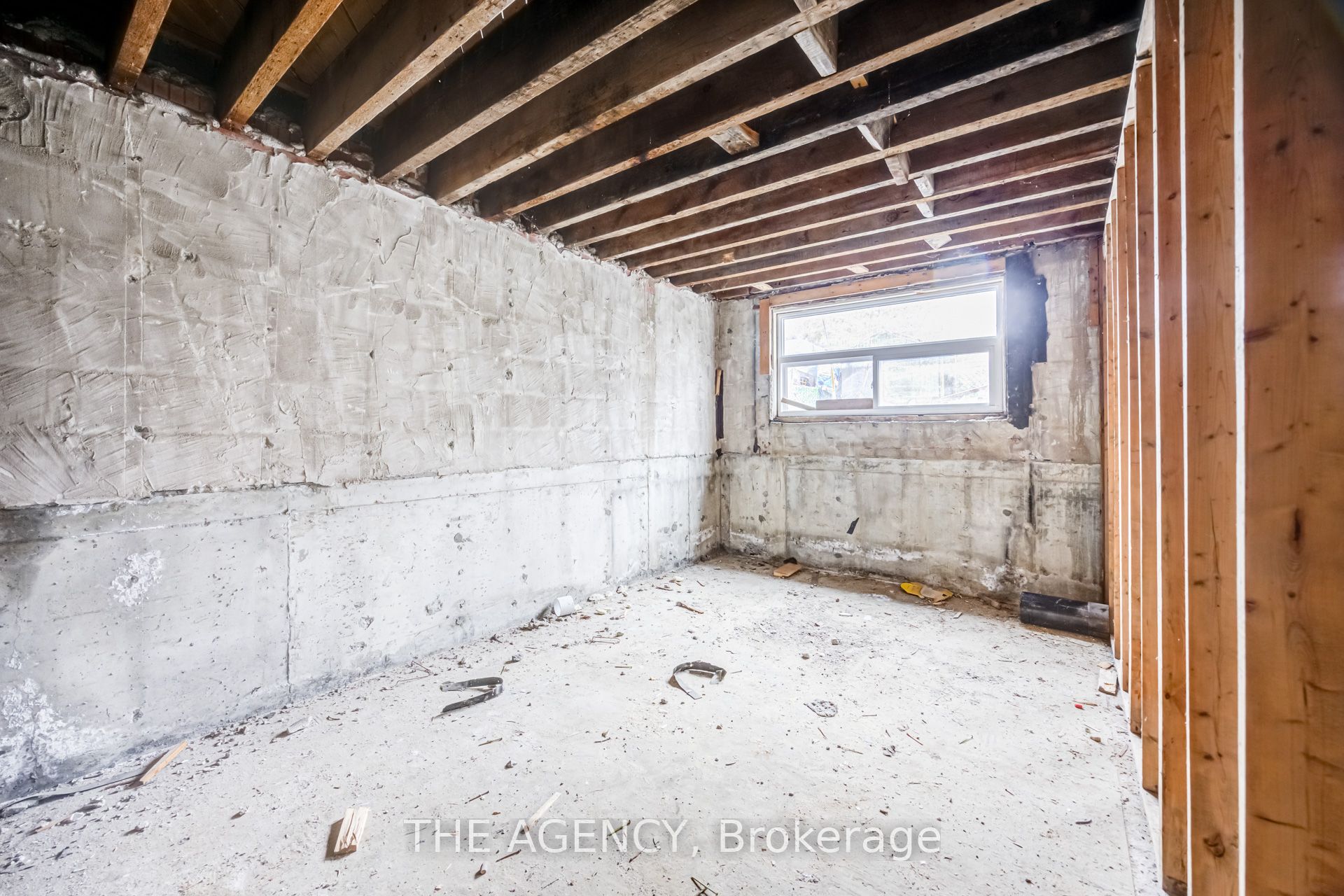 374 Atlas Avenue Property Photo 17