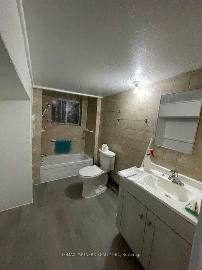 7 Henry Street Property Photo 8